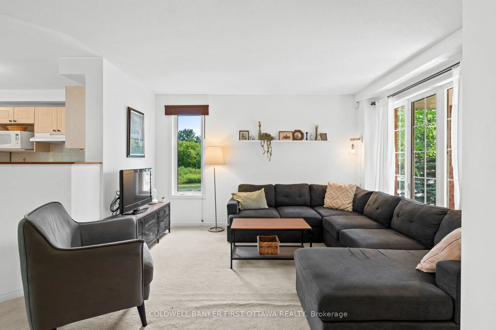 51 HELMSDALE Drive