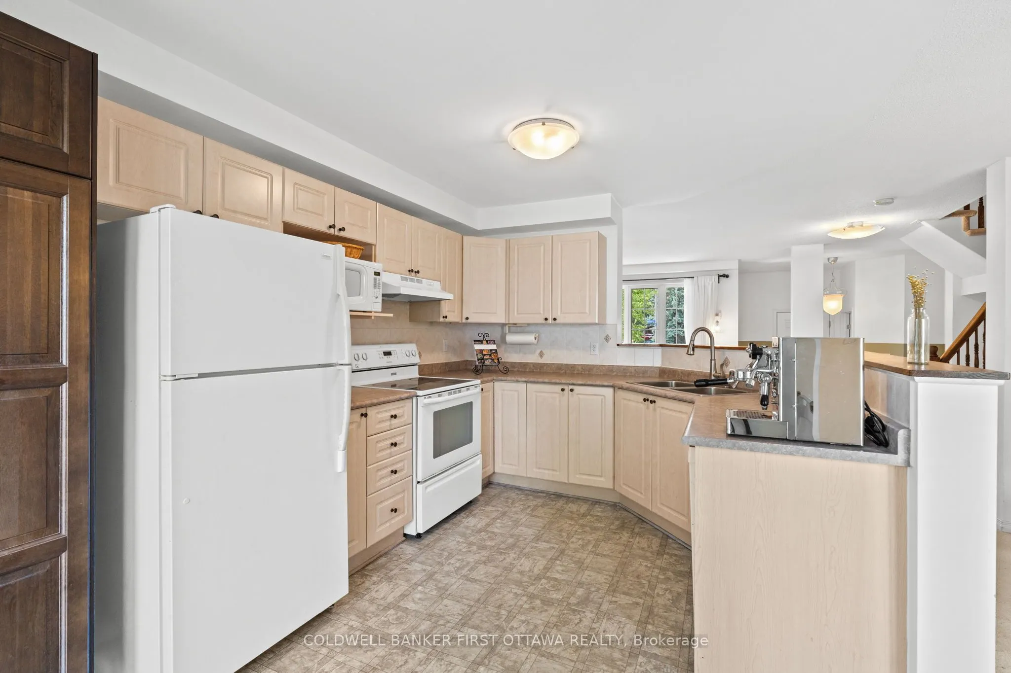 51 HELMSDALE Drive