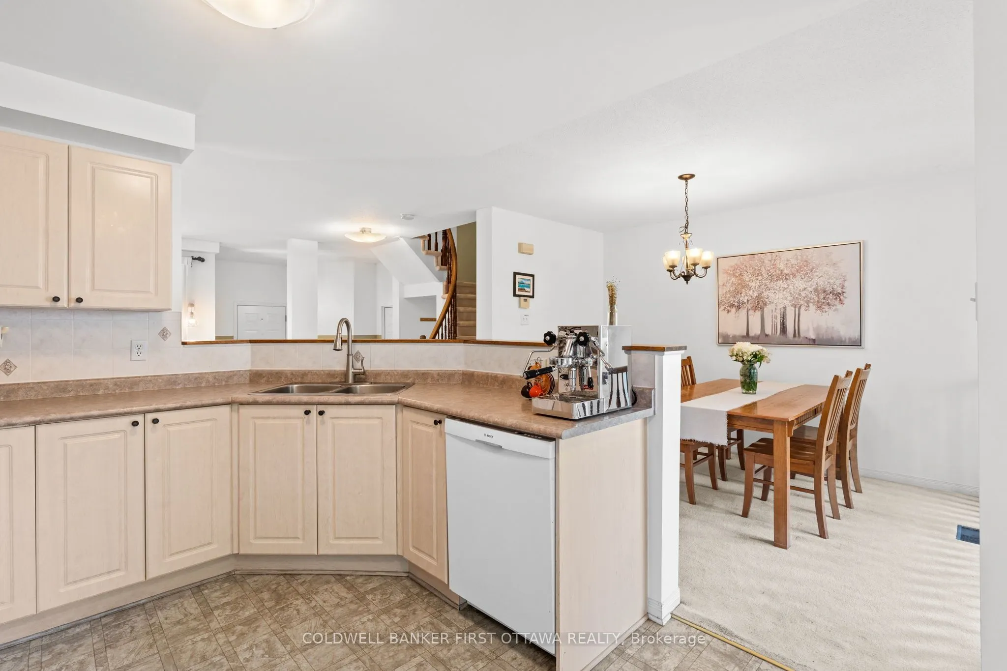 51 HELMSDALE Drive