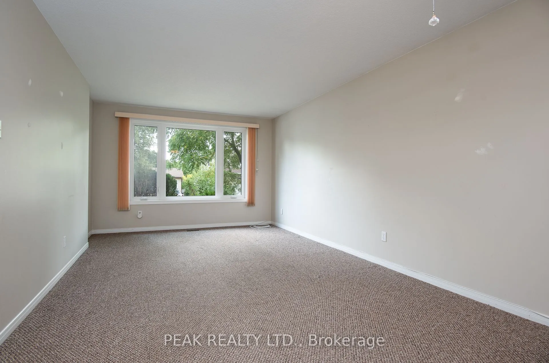 9 Macville Avenue