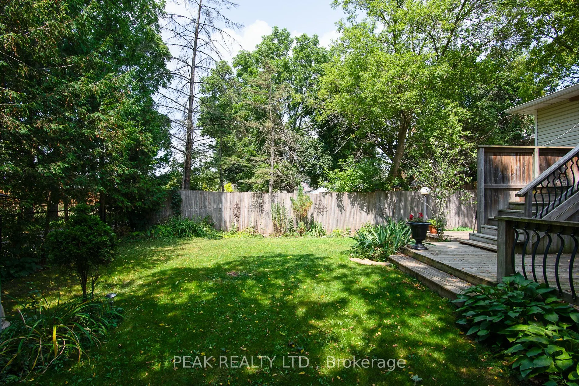 9 Macville Avenue