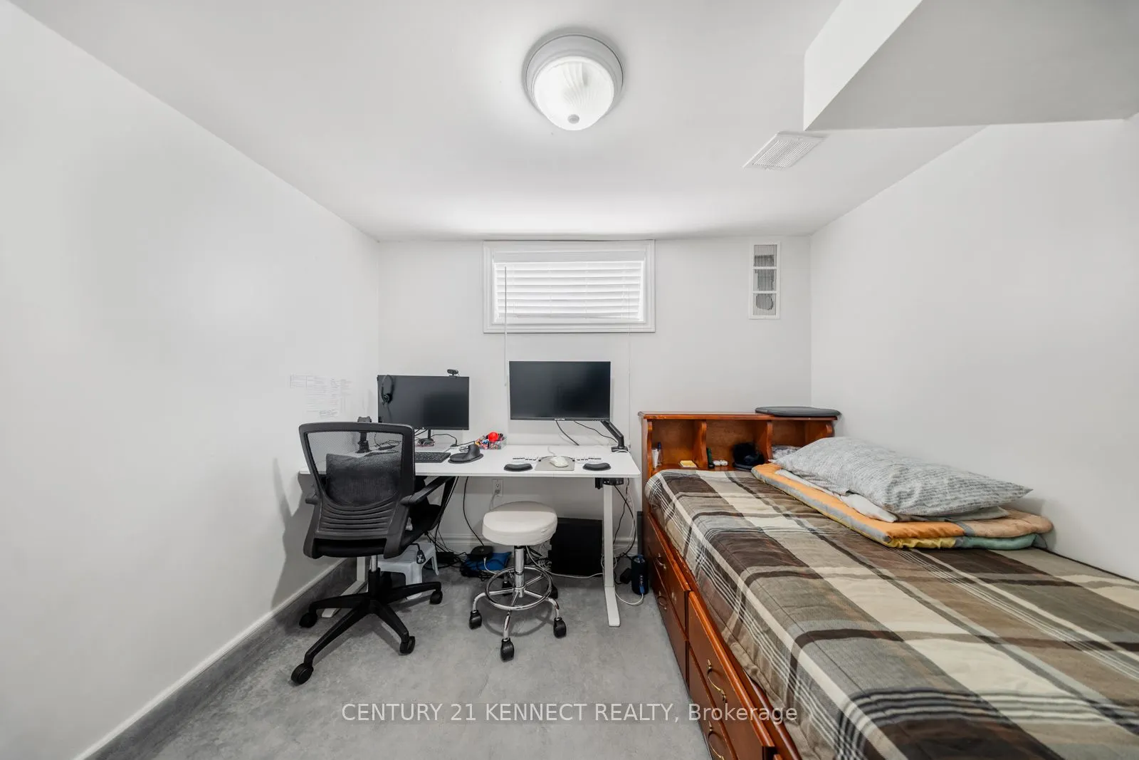4475/4477 Hiram Street, #15