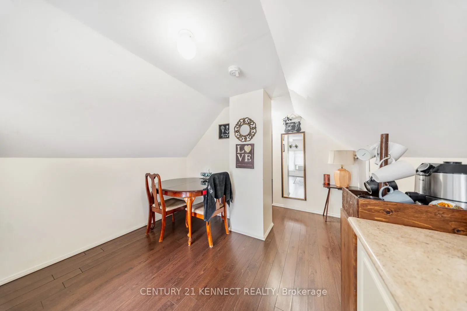 4475/4477 Hiram Street, #15