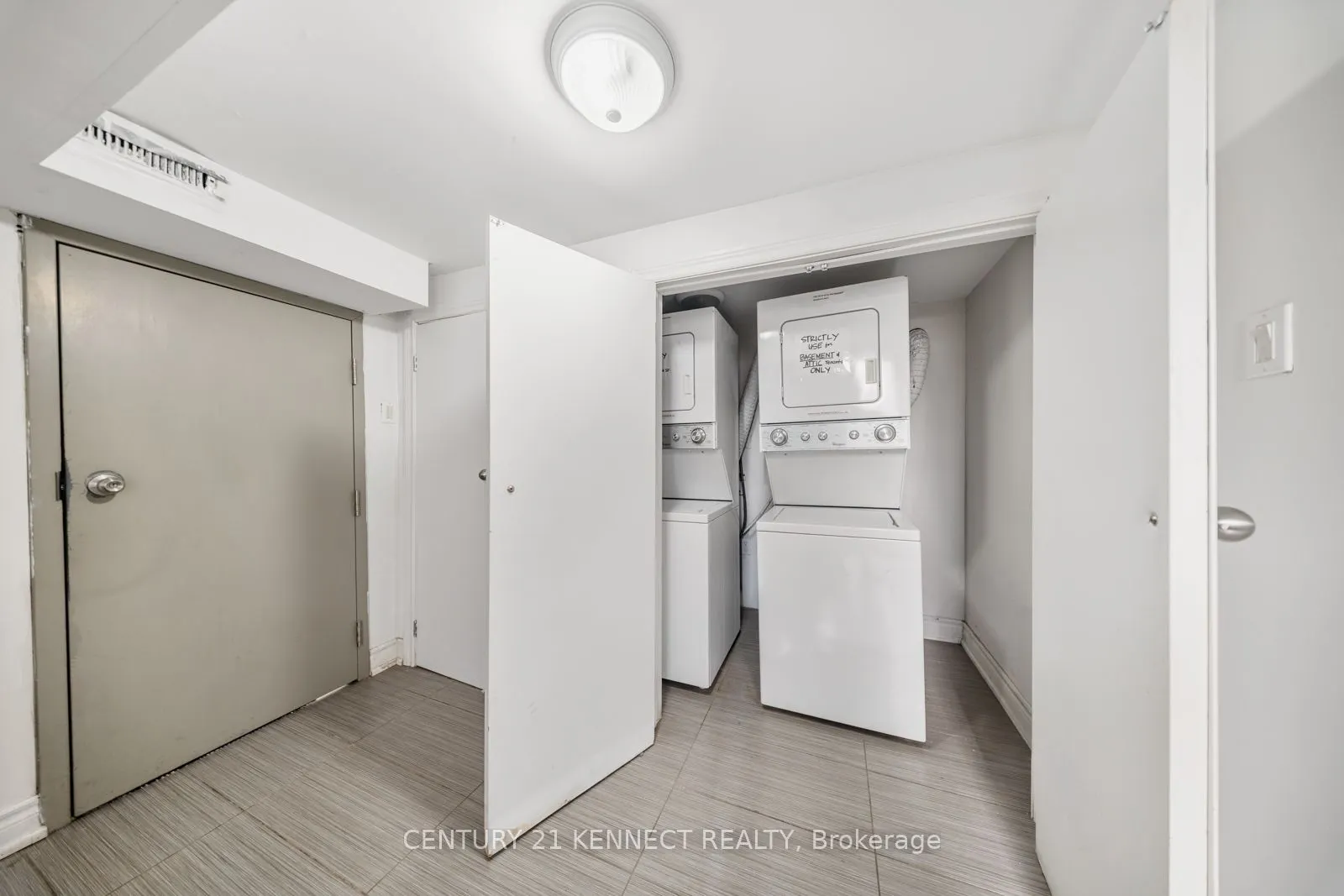 4475/4477 Hiram Street, #15