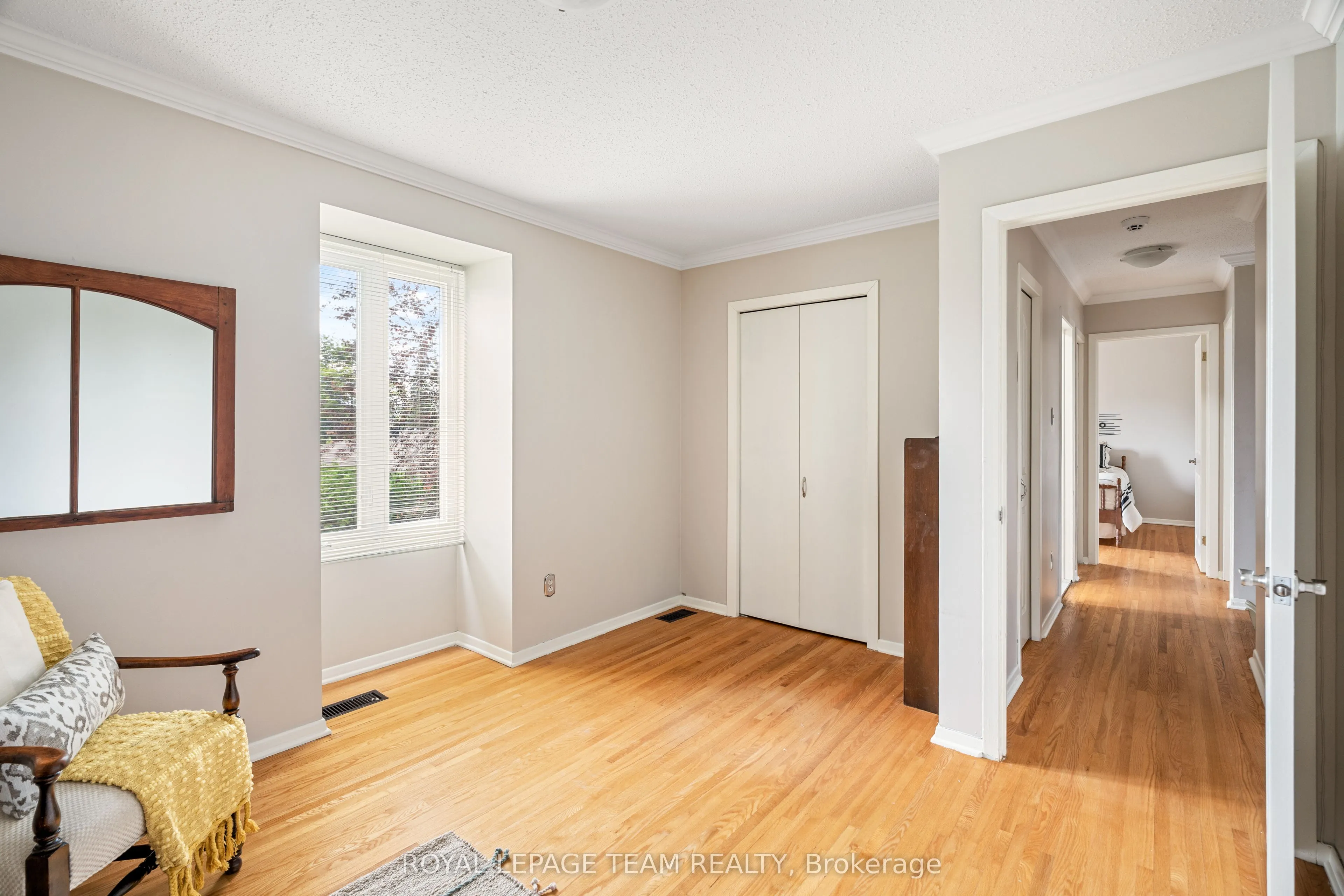 2128 Hubbard Crescent
