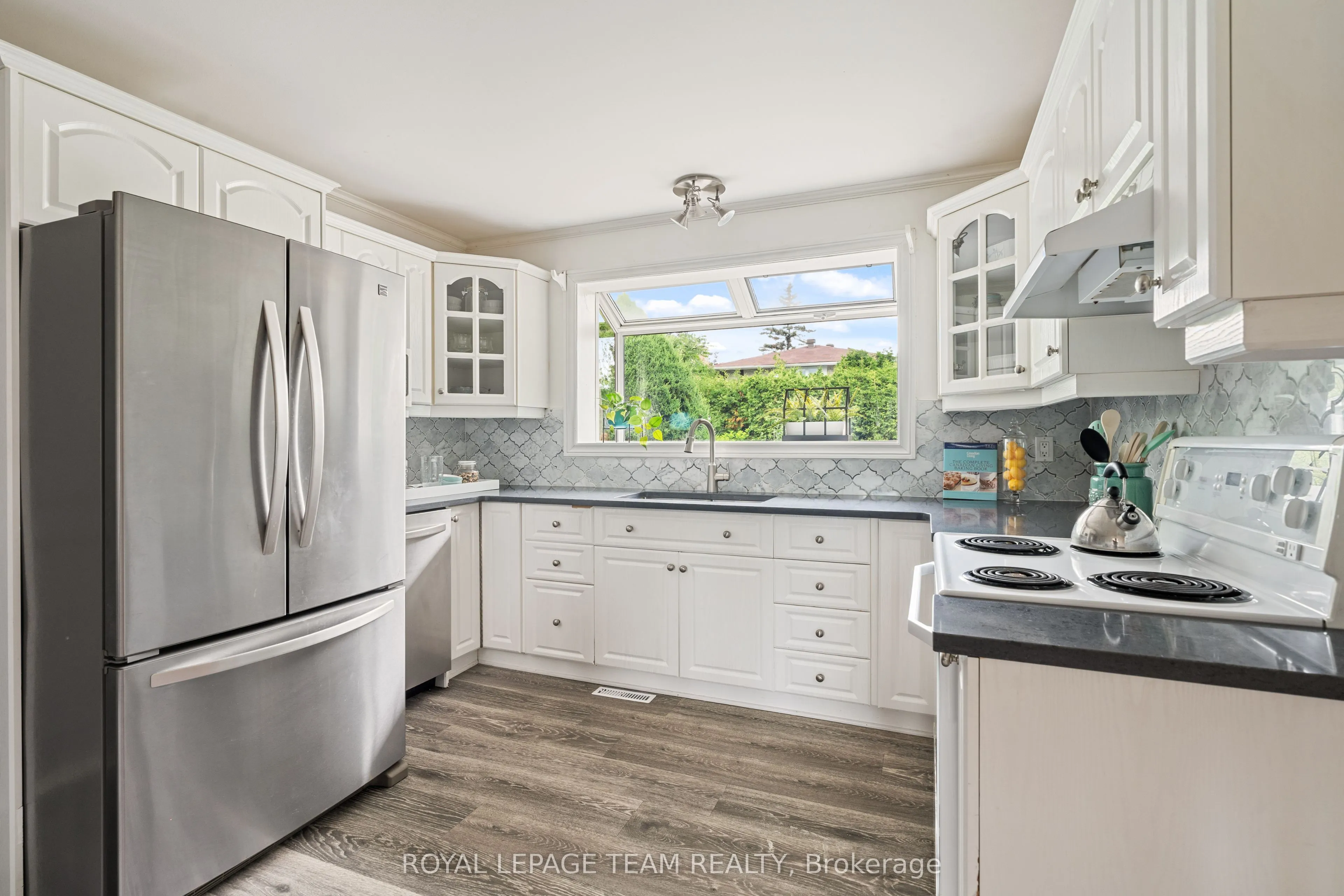 2128 Hubbard Crescent