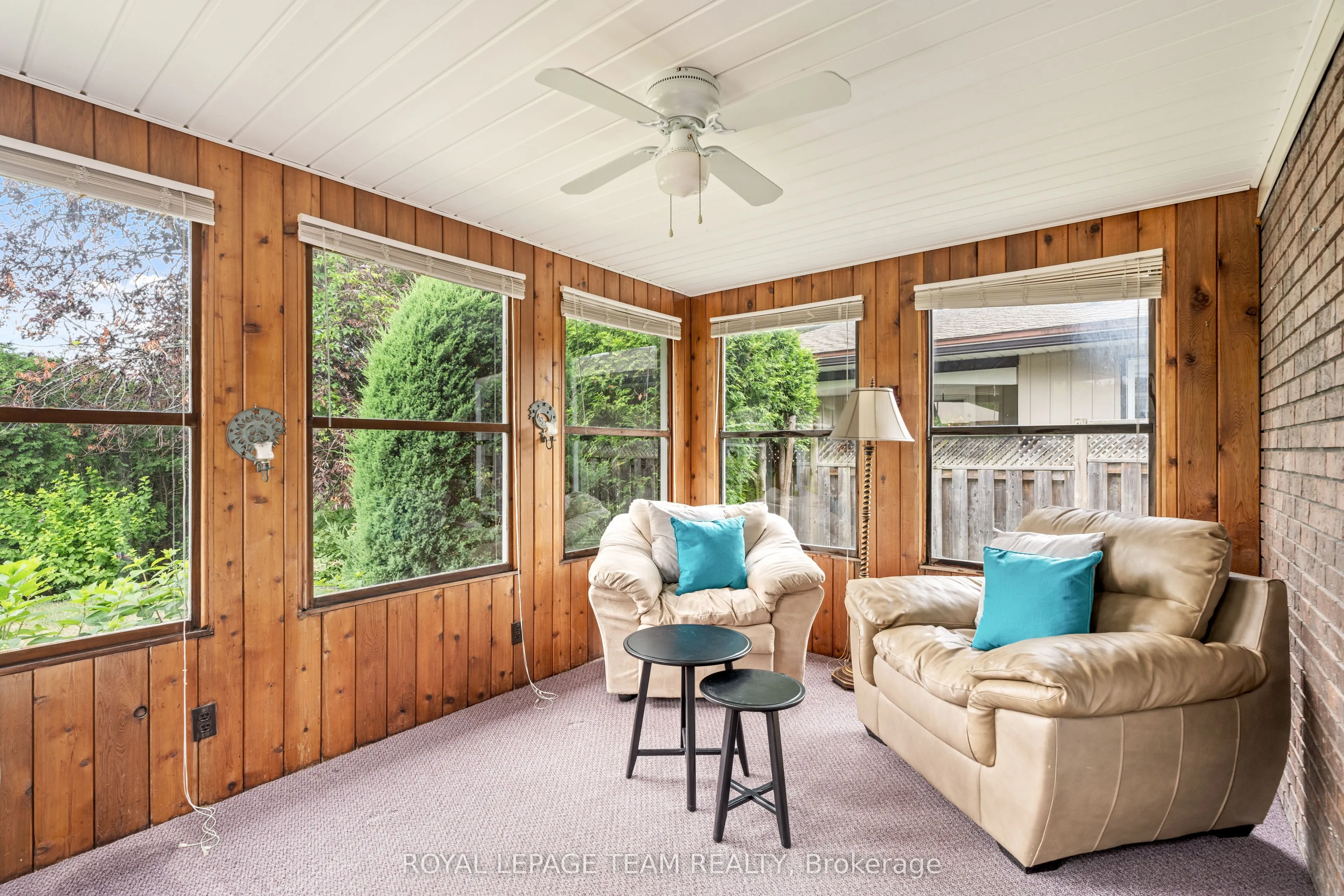 2128 Hubbard Crescent