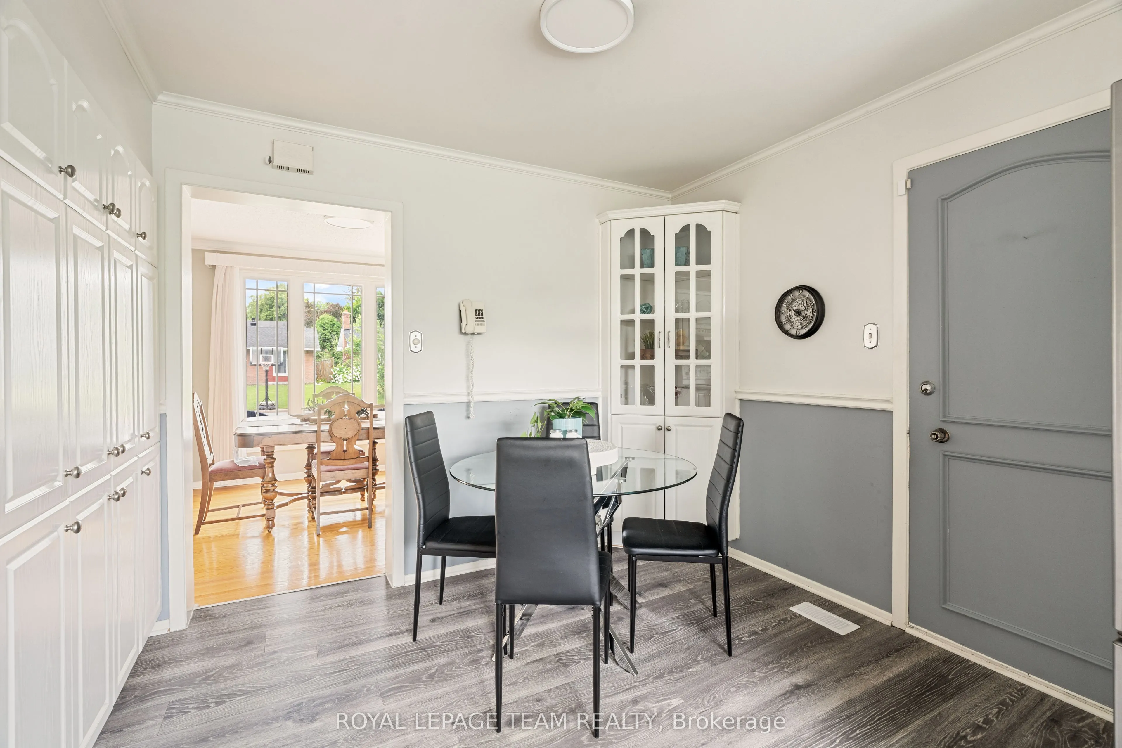 2128 Hubbard Crescent