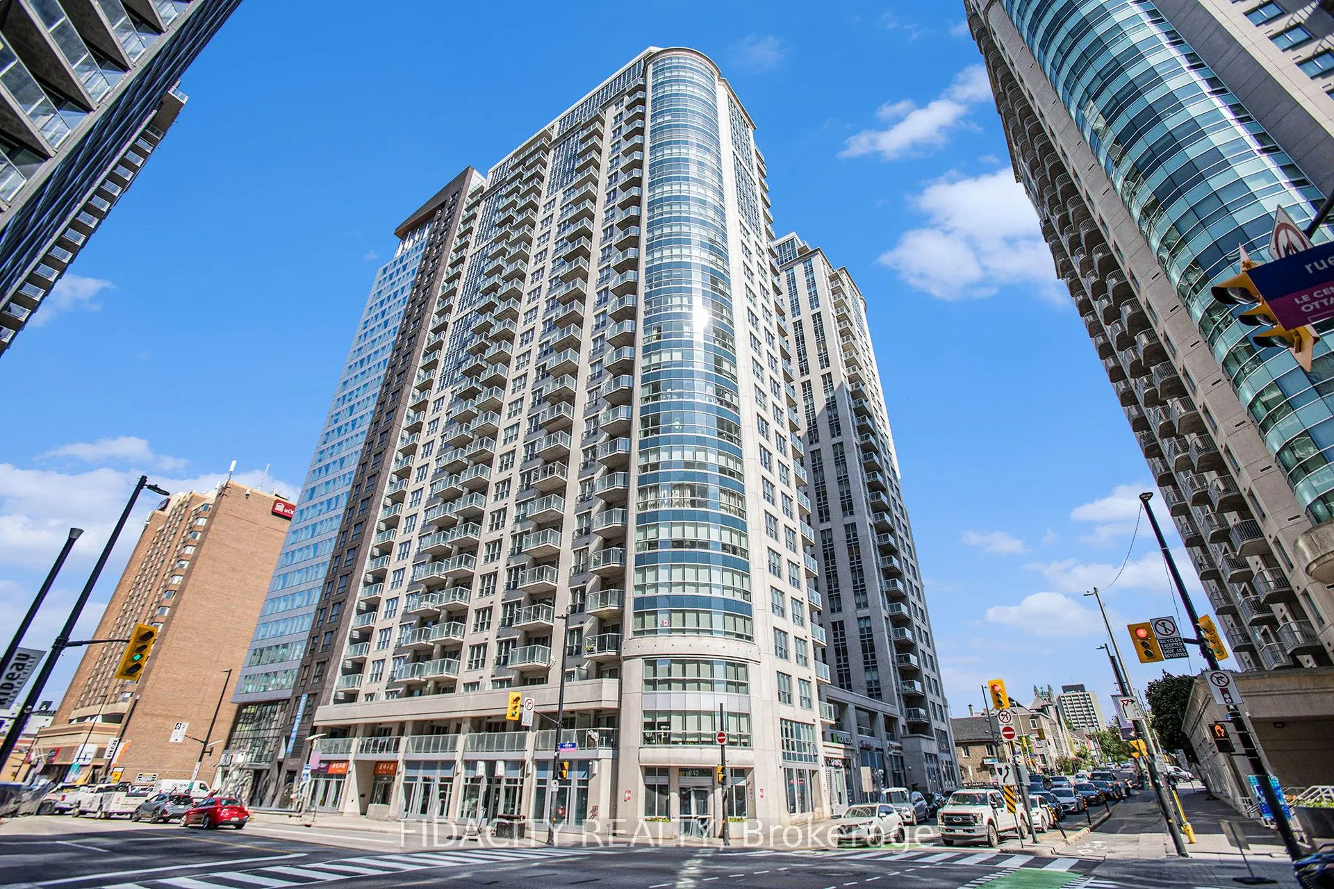 242 Rideau Street, #1105