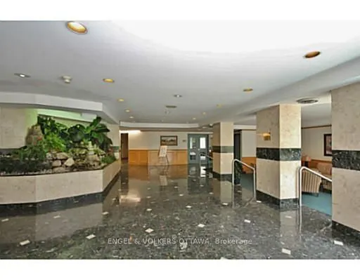 1025 Grenon Avenue, #409