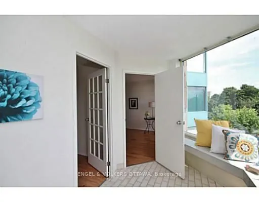 1025 Grenon Avenue, #409