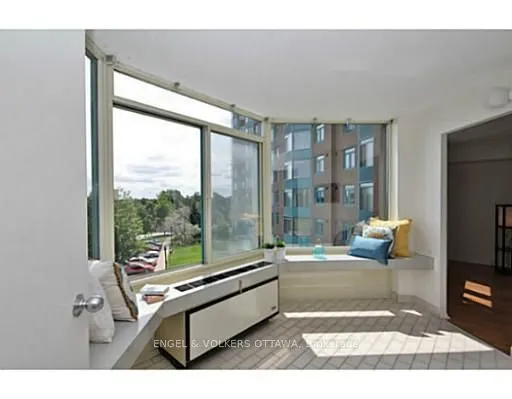1025 Grenon Avenue, #409