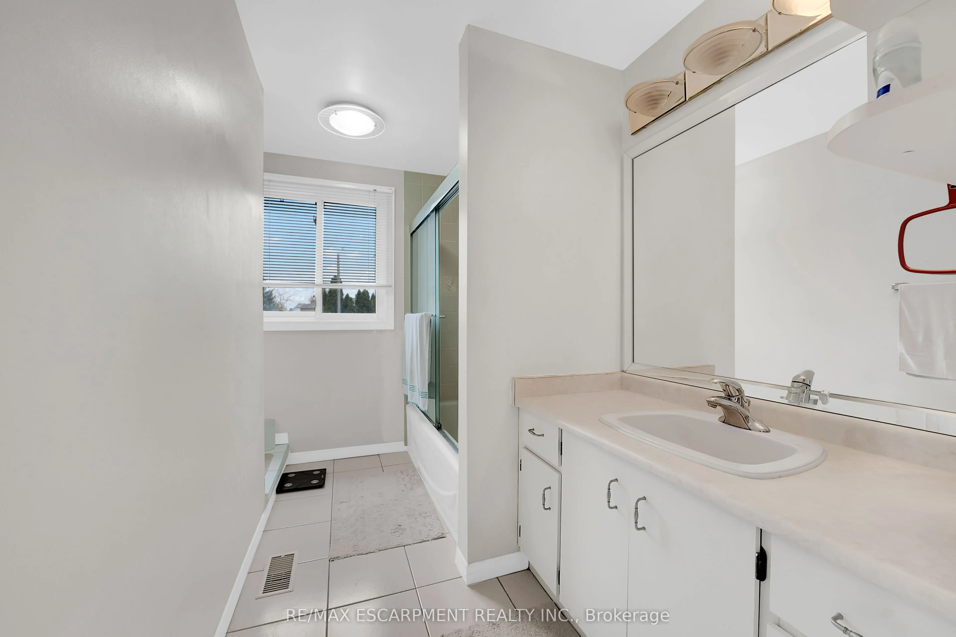 5016 Friesen Boulevard, #5