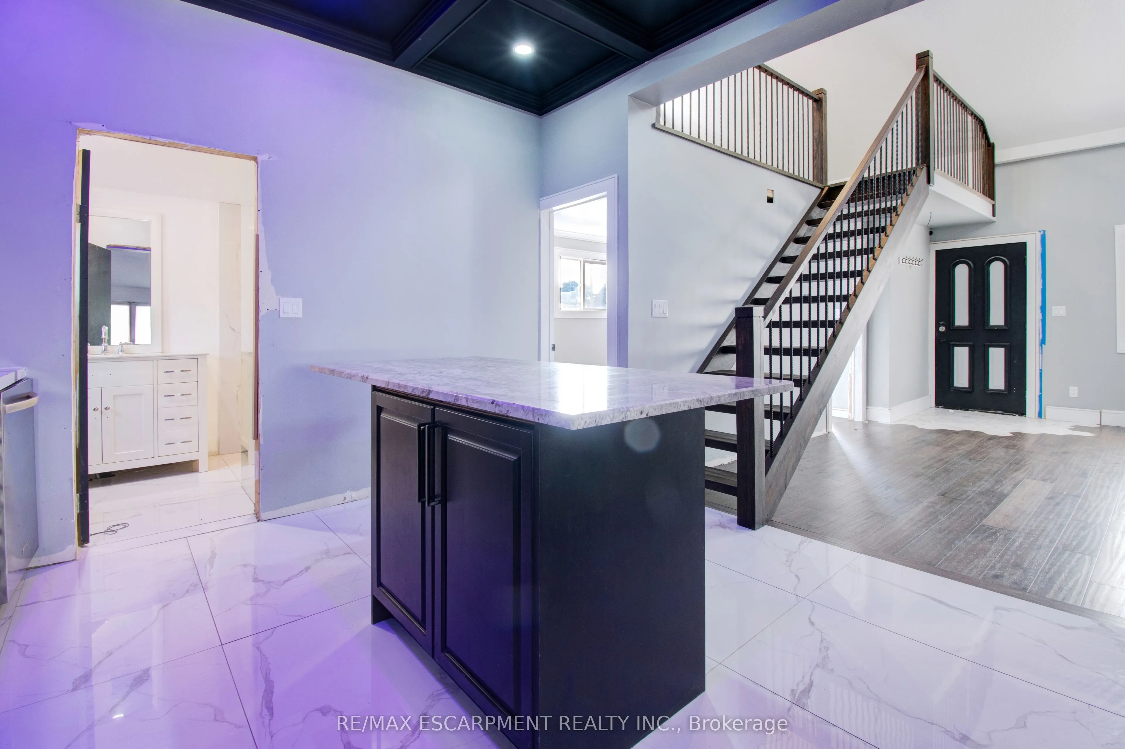 85 East 37th Street