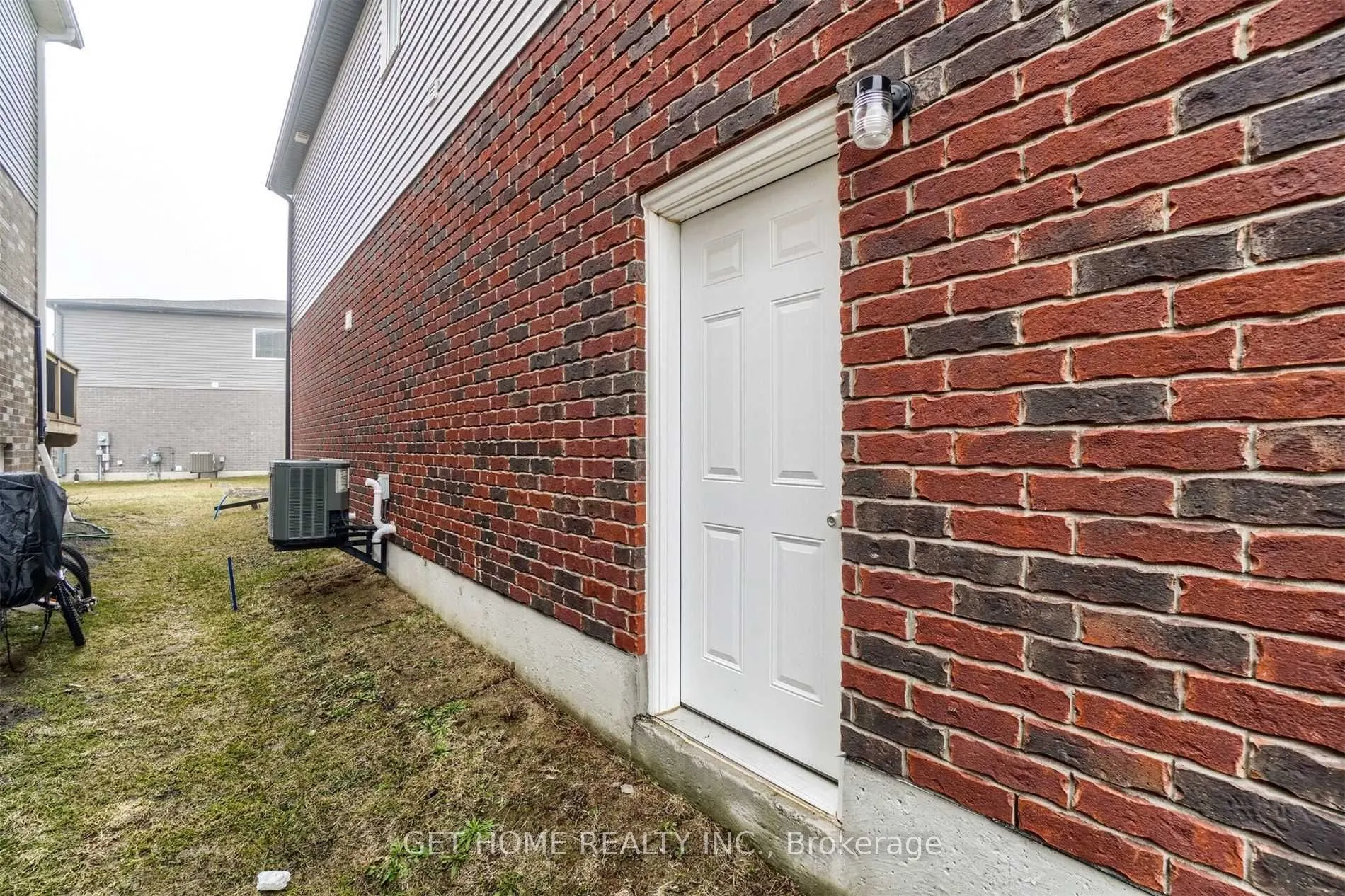 127 Freure Drive N, #Main
