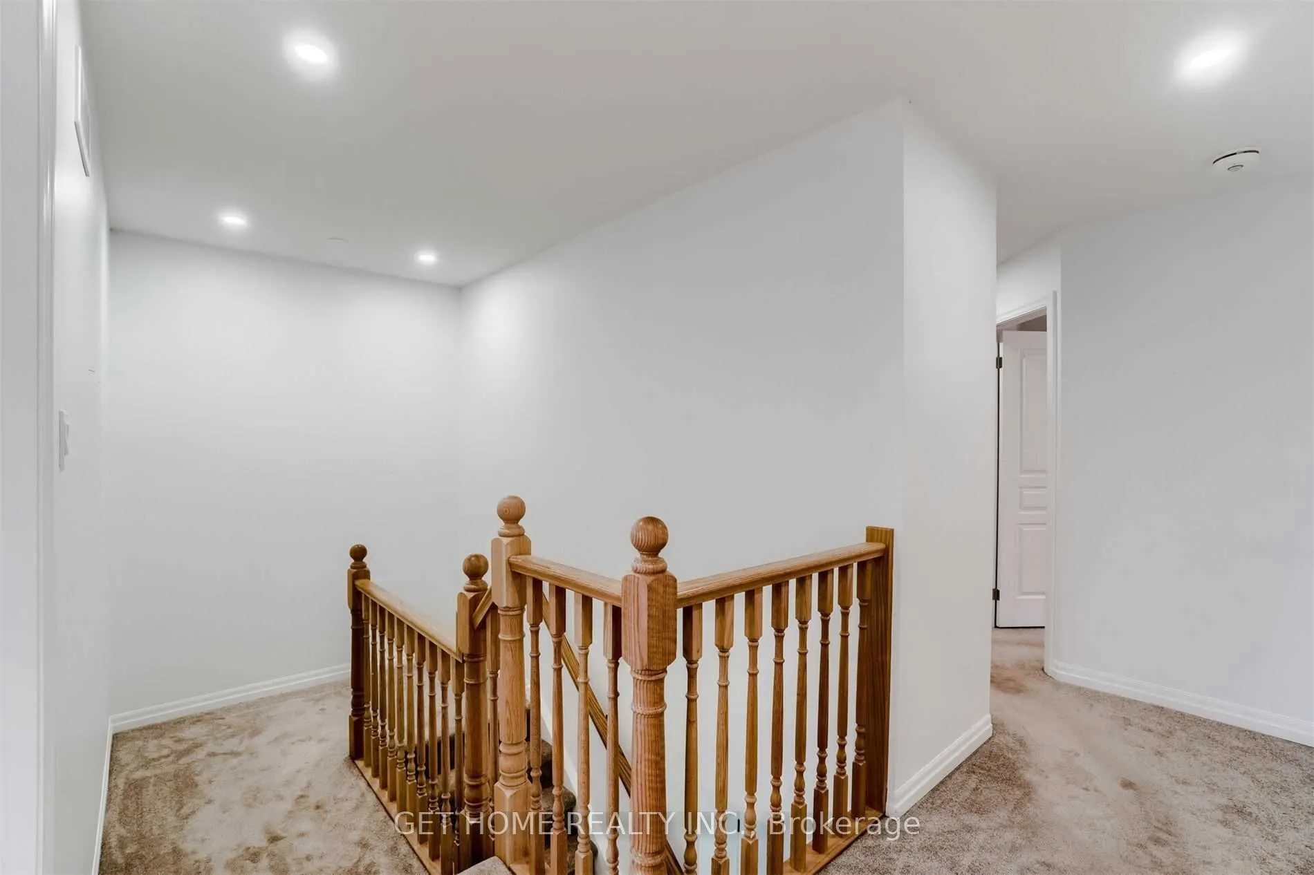 127 Freure Drive N, #Main
