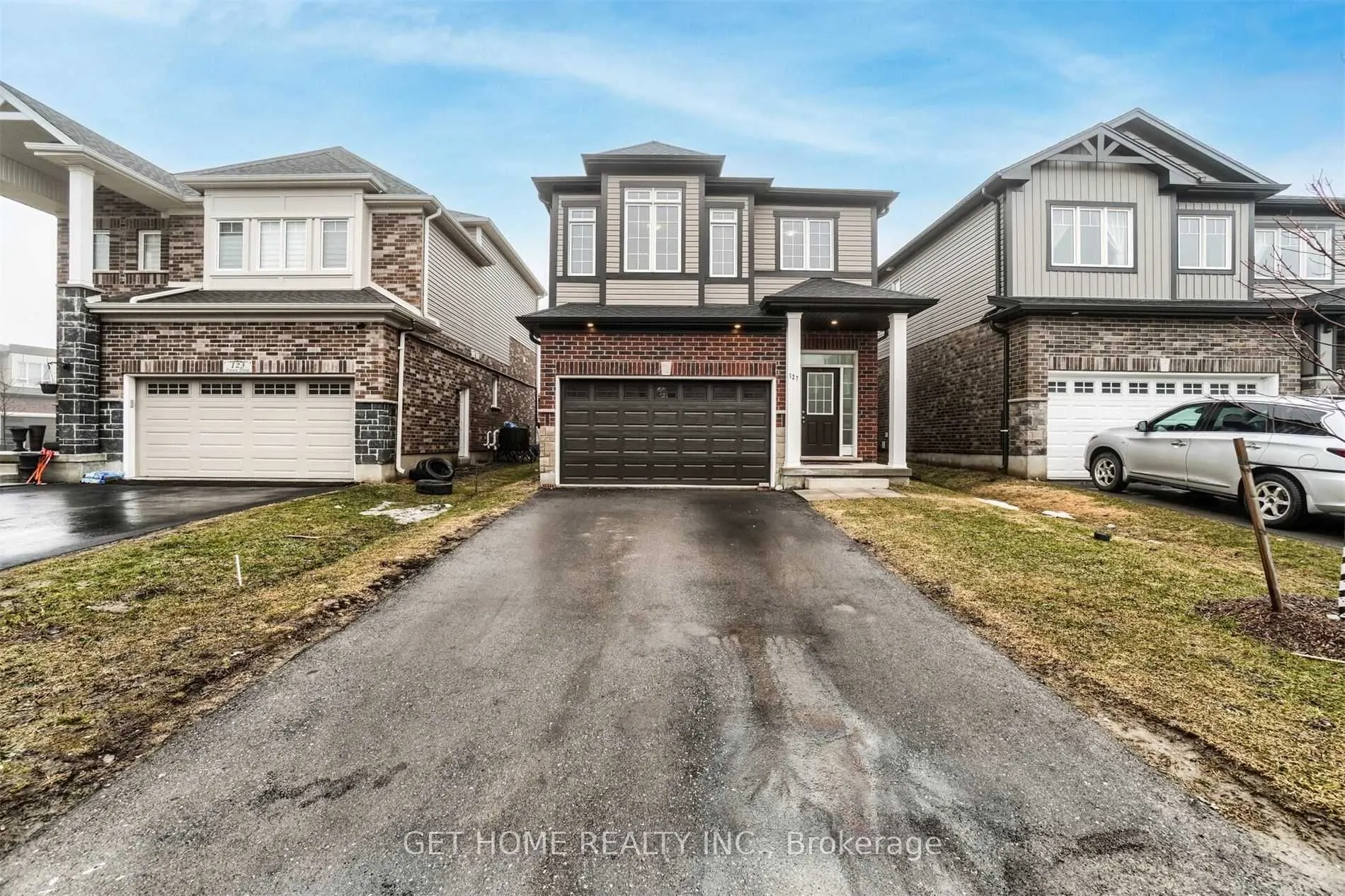 127 Freure Drive N, #Main