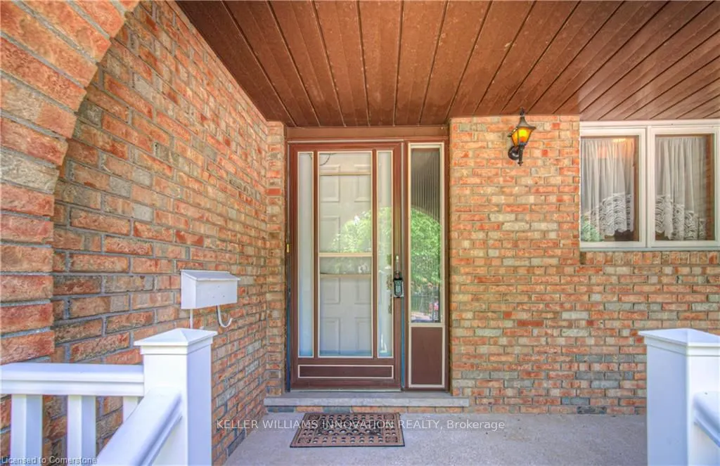 641 Black Oak Crescent