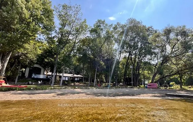 1073 Grass Lake Road