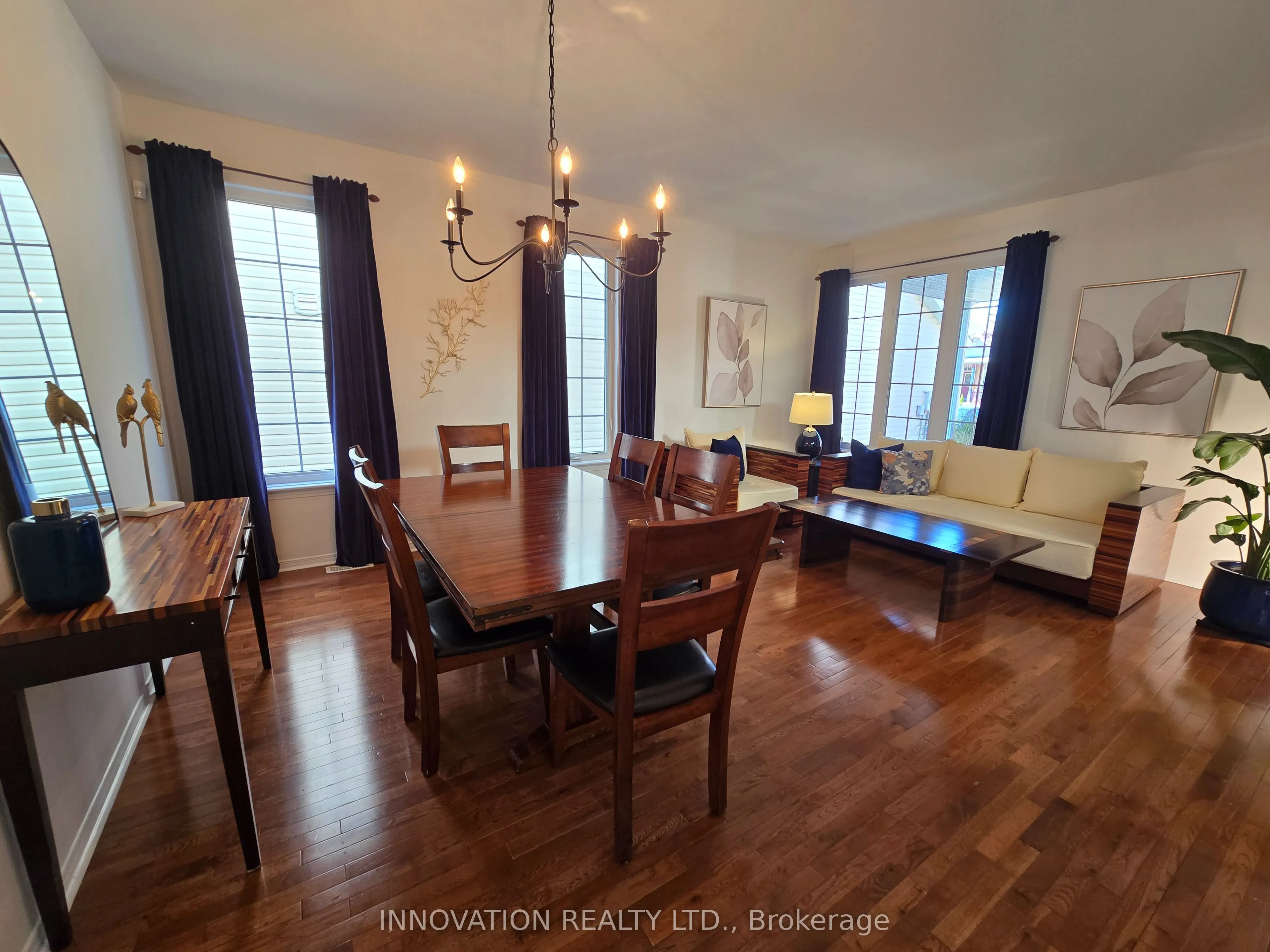 324 Rustic Hills Crescent