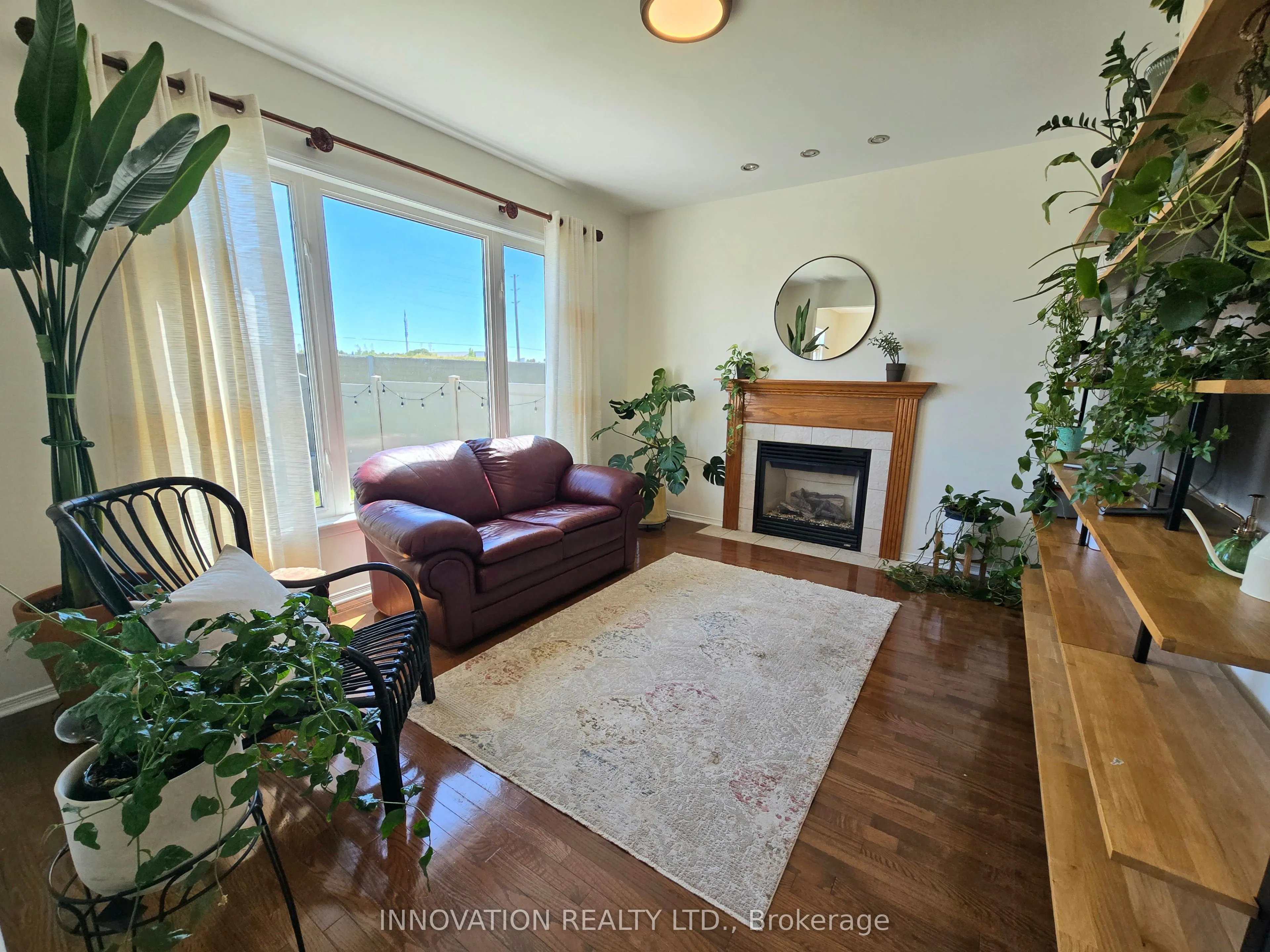 324 Rustic Hills Crescent