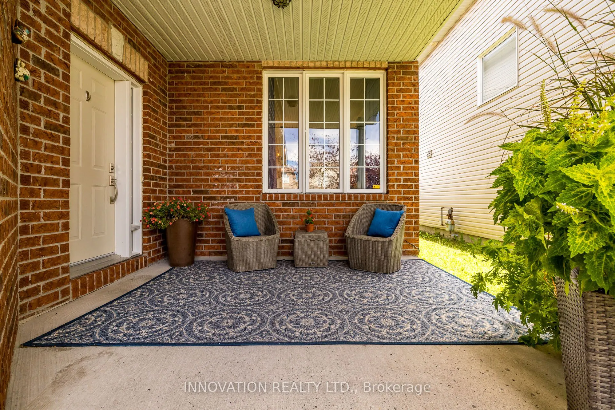 324 Rustic Hills Crescent