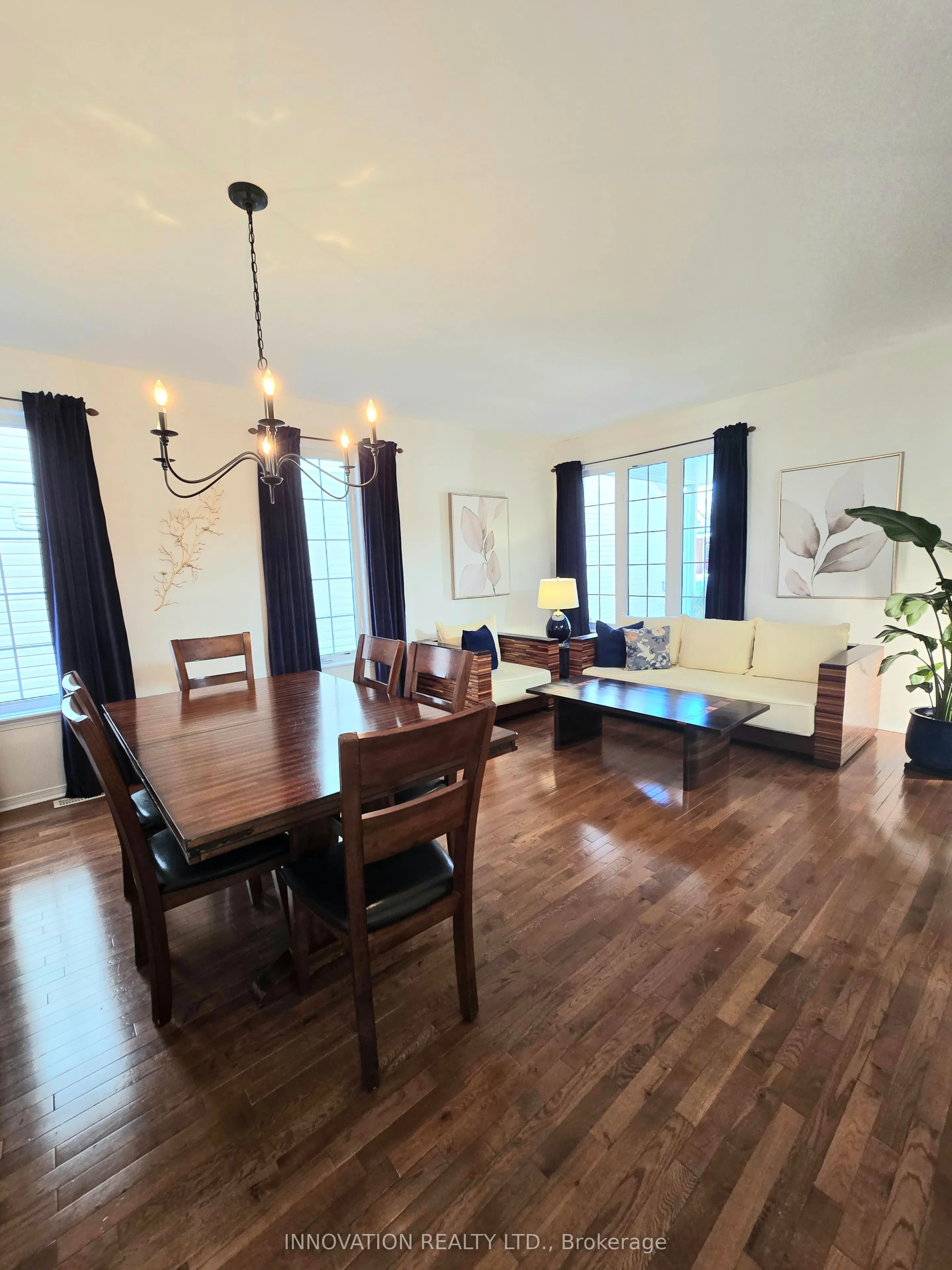 324 Rustic Hills Crescent