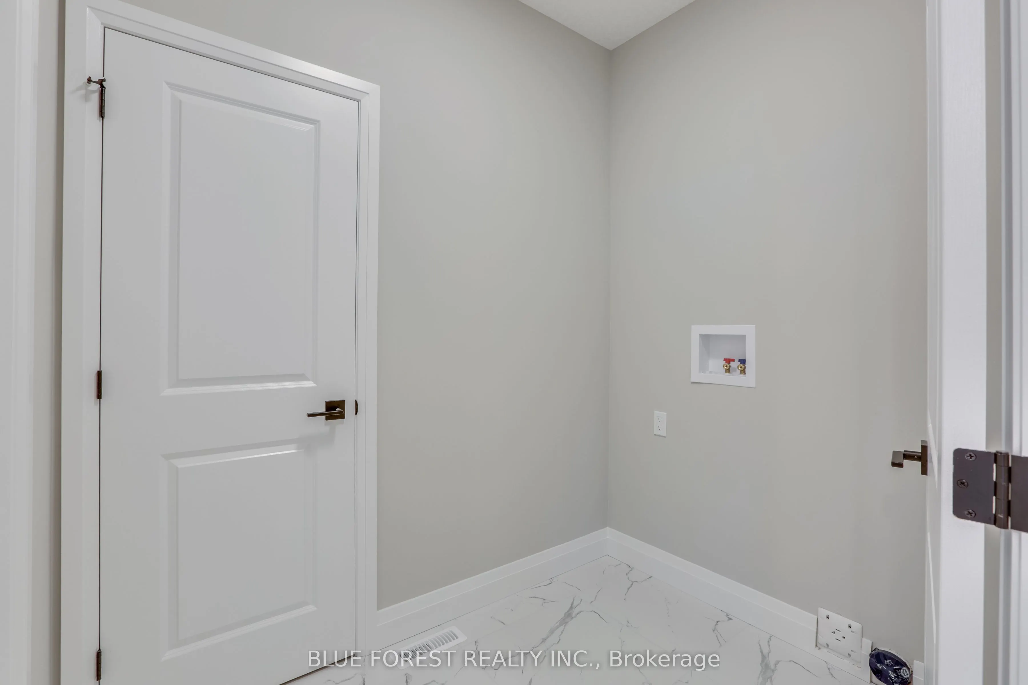 147 SHIRLEY Street