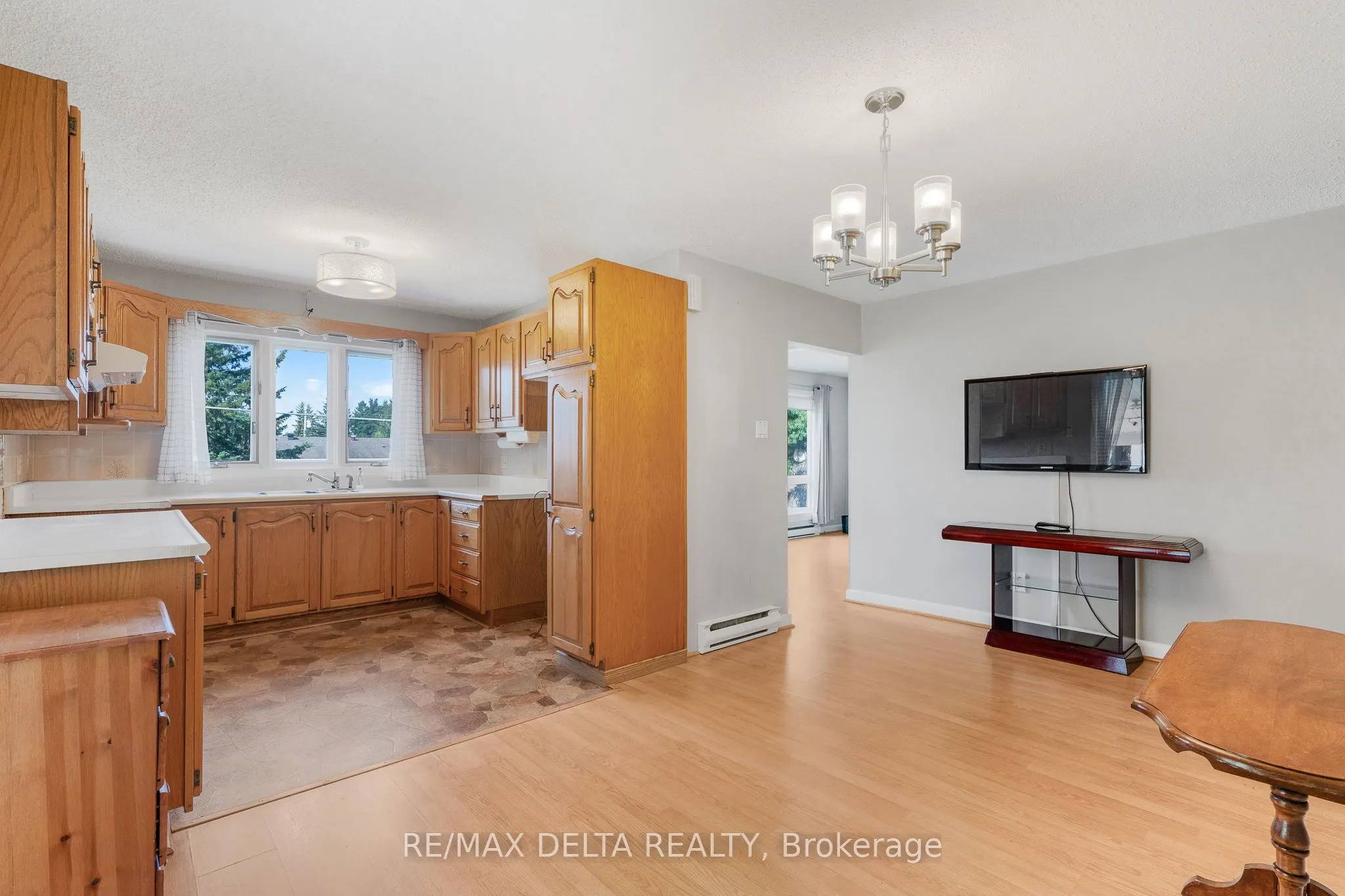 1115 Cholette Crescent
