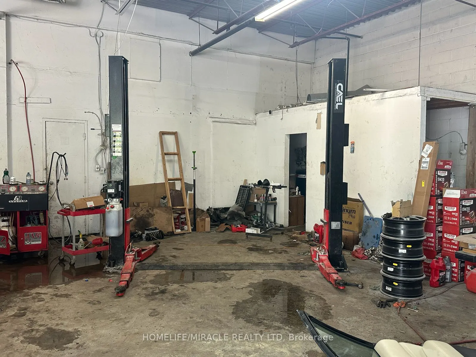 333 Elgin Street N, #A2
