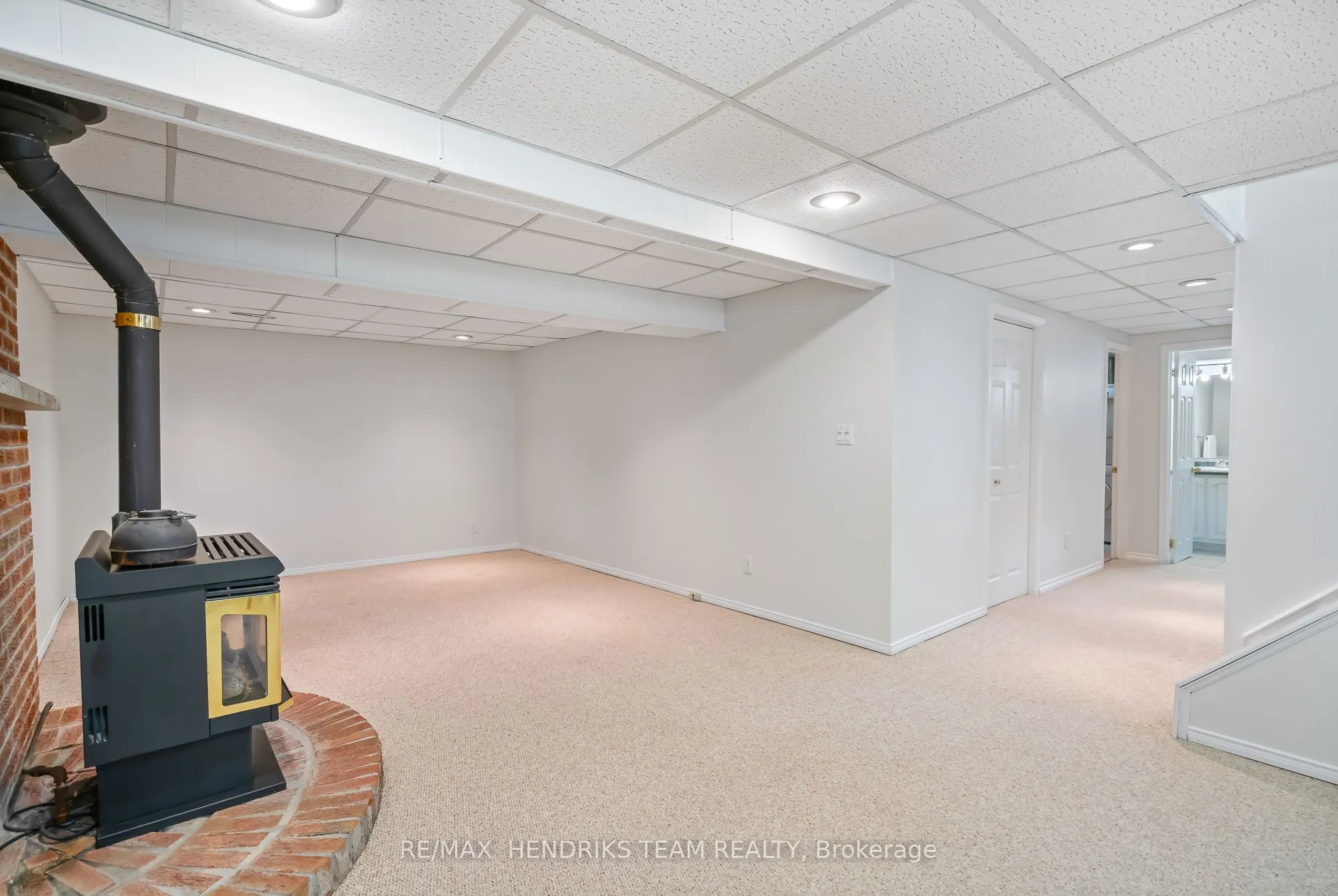 55 Leaside Drive