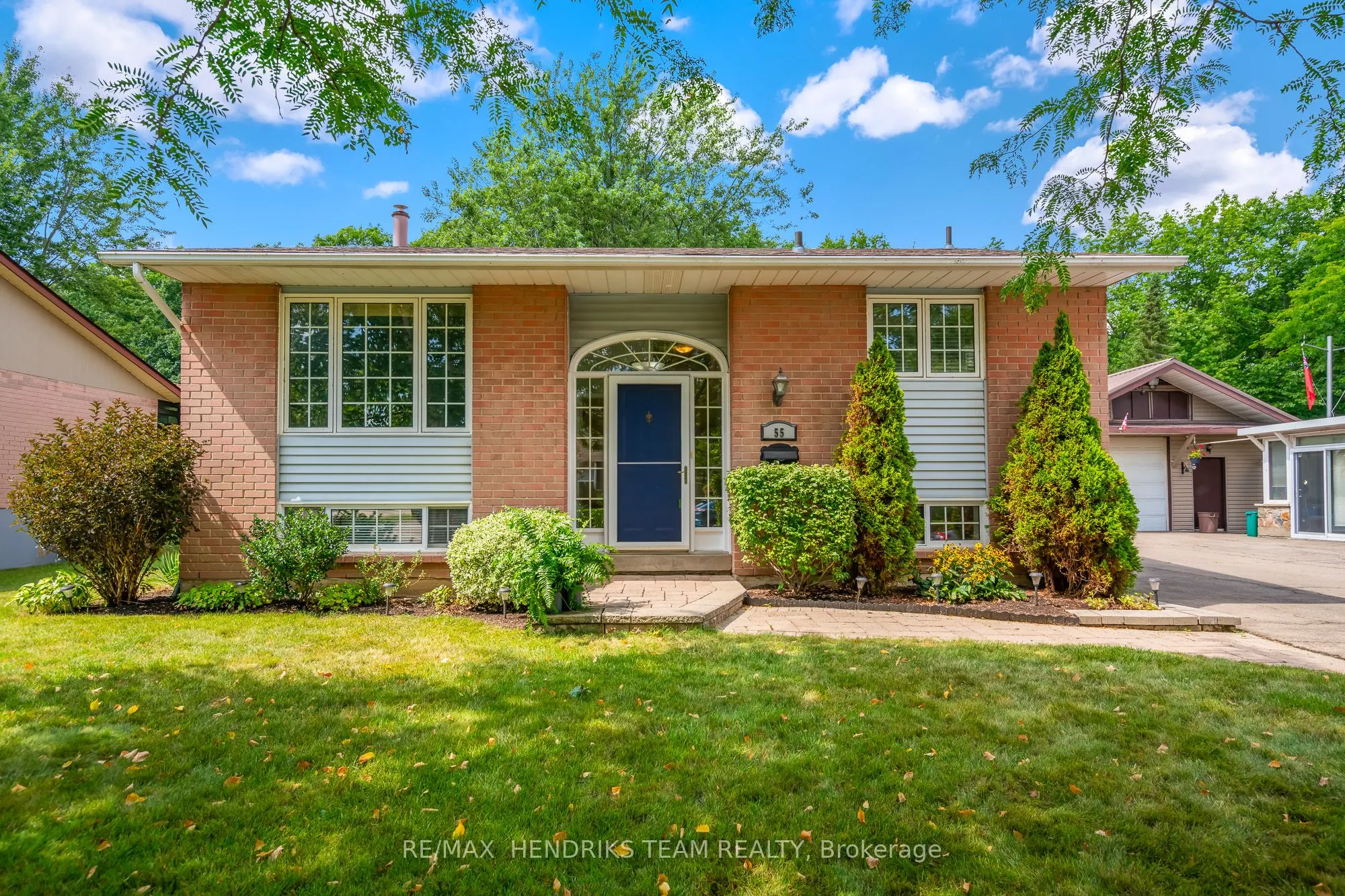 55 Leaside Drive