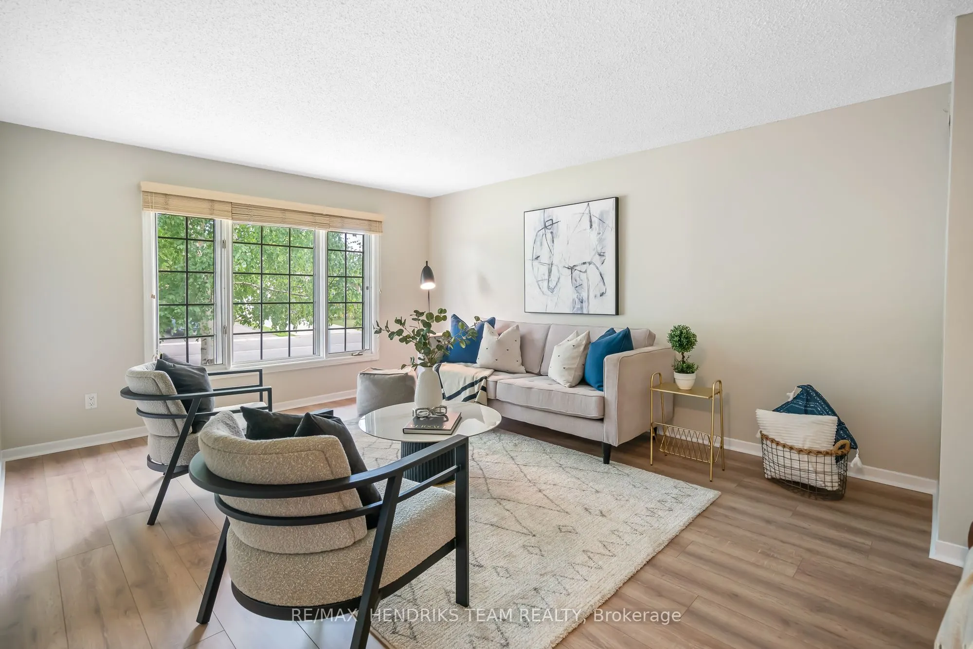 55 Leaside Drive