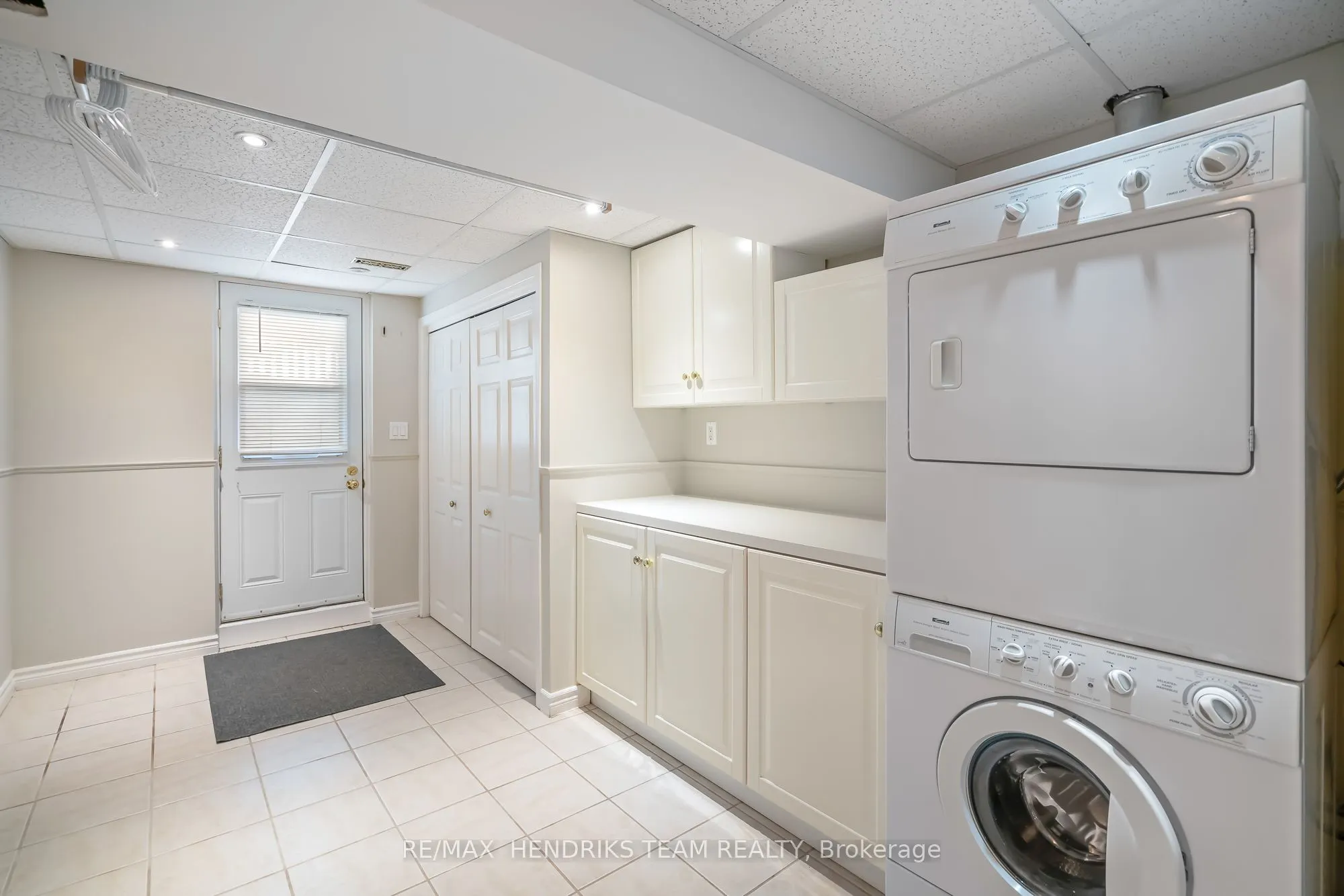 55 Leaside Drive