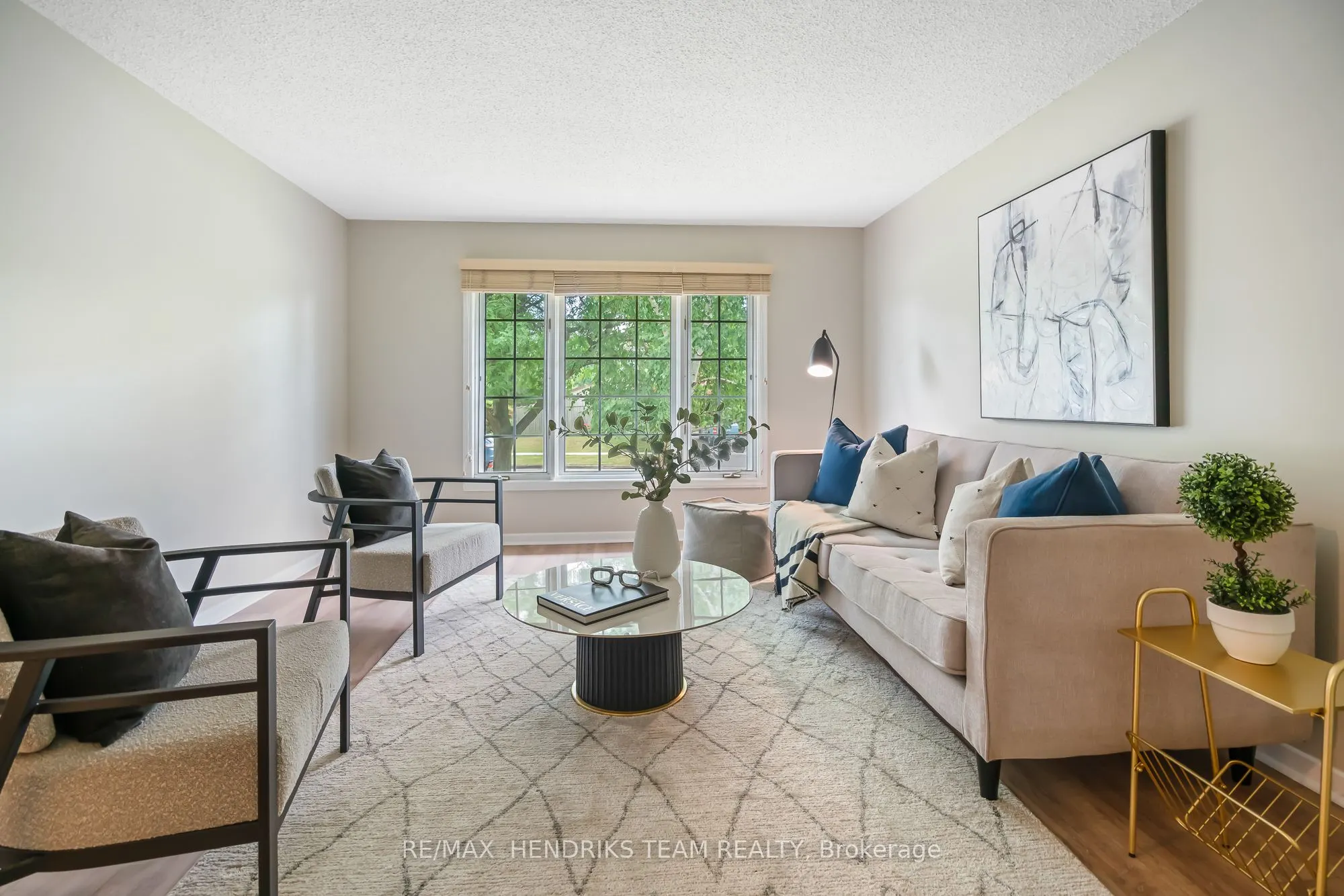 55 Leaside Drive