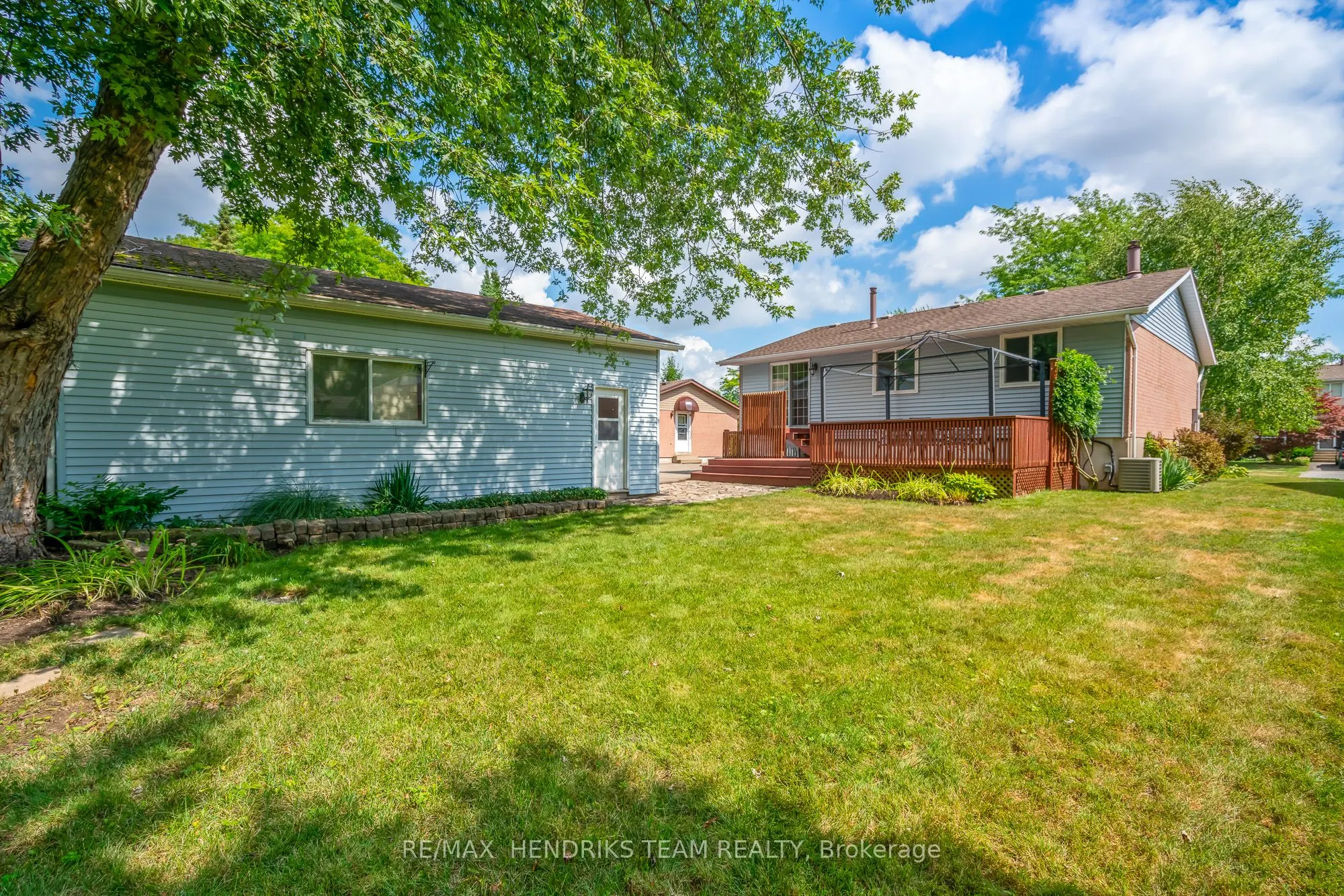 55 Leaside Drive