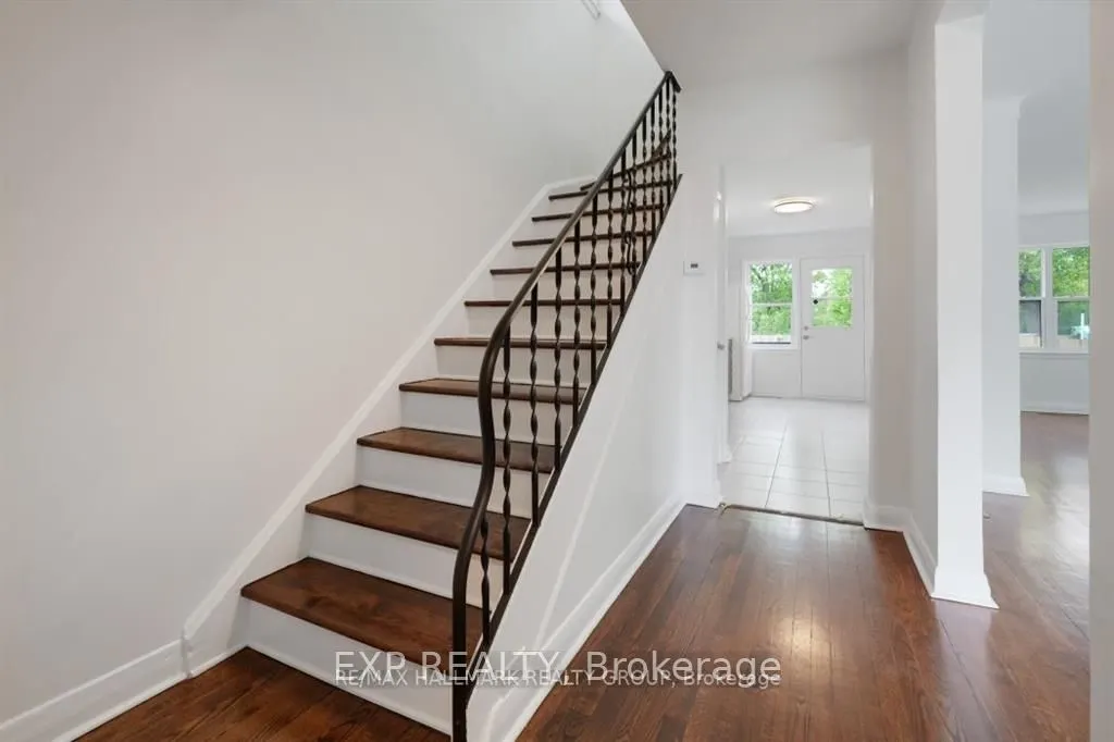 1387 Morisset Avenue