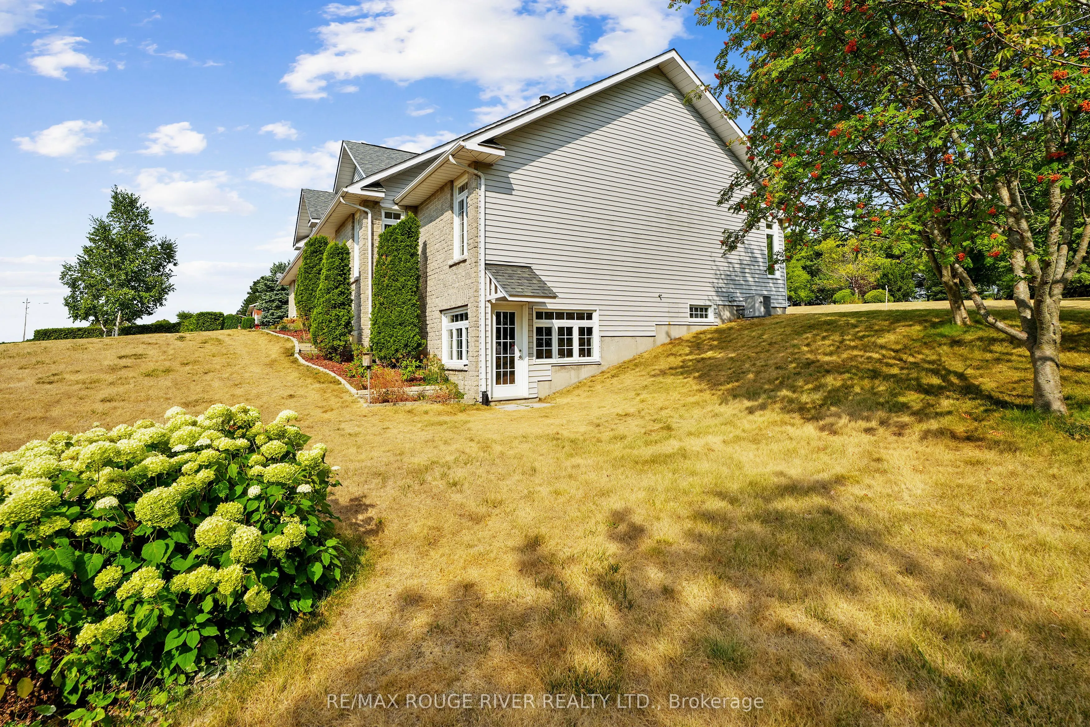 9138 Danforth Road E