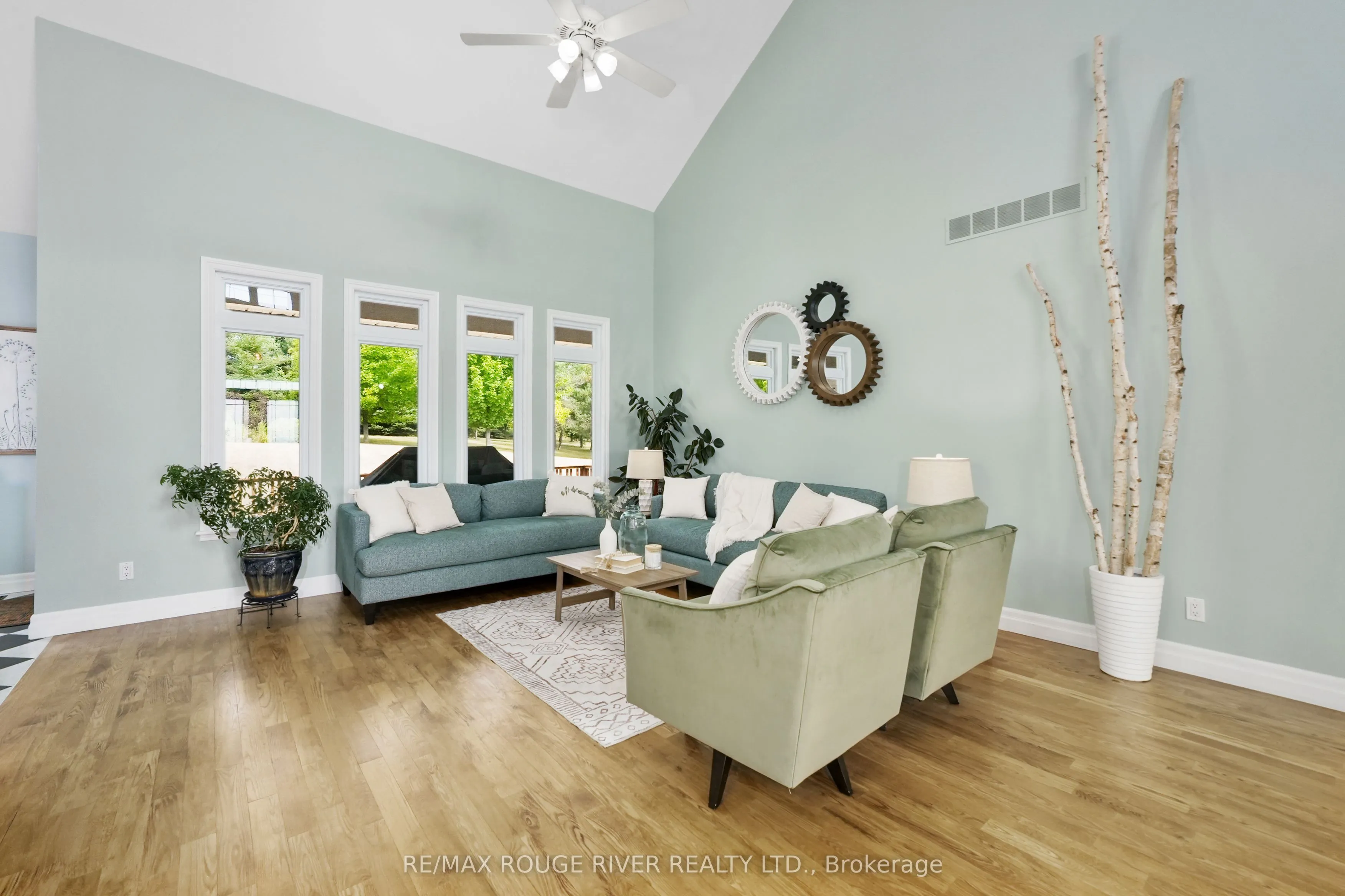 9138 Danforth Road E