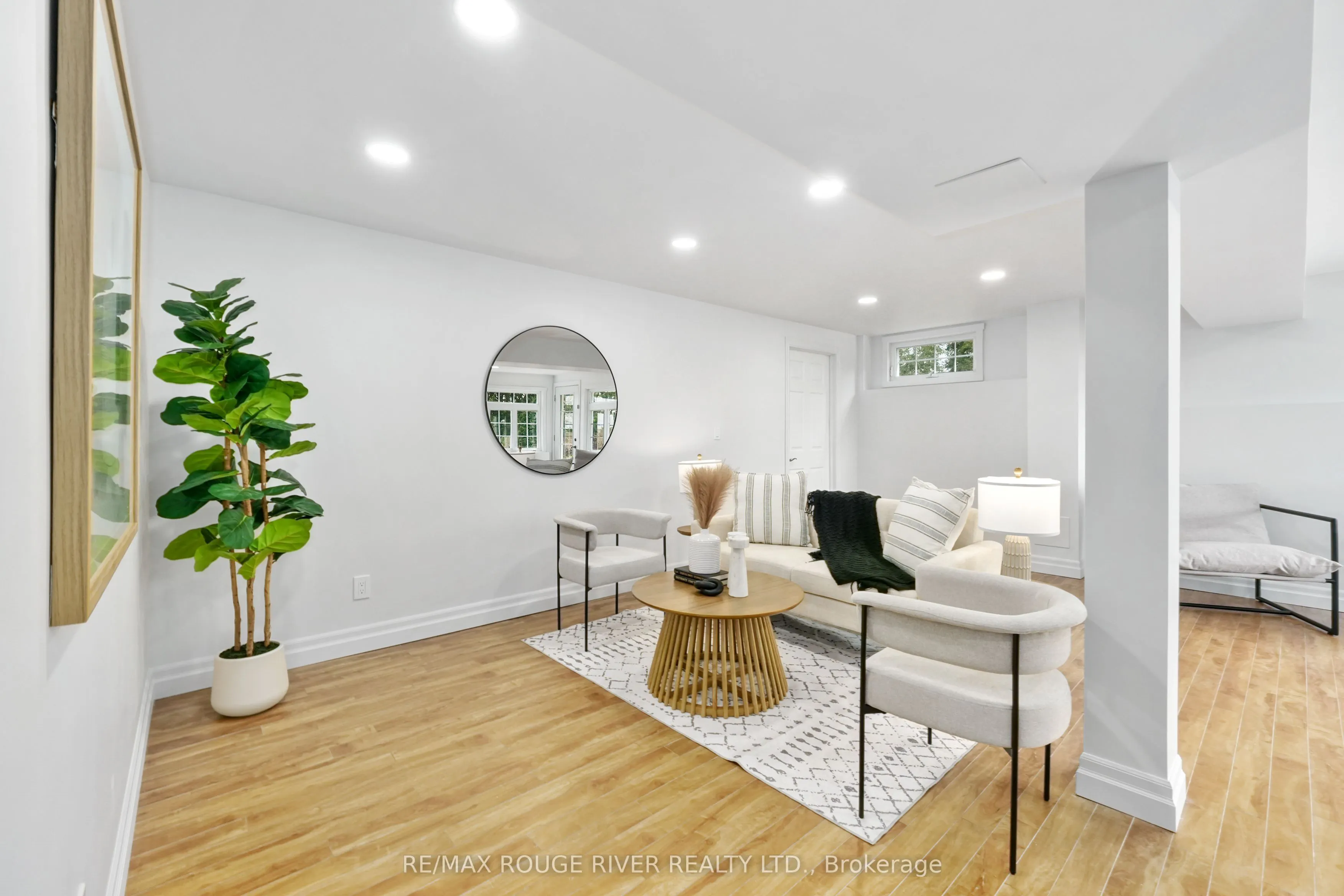 9138 Danforth Road E