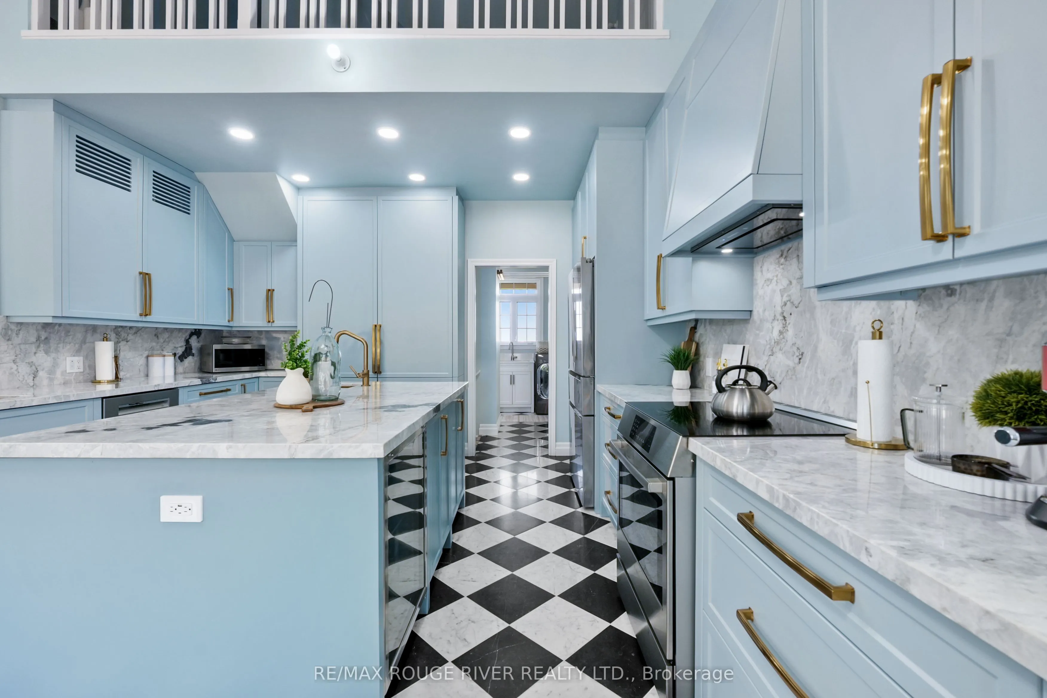 9138 Danforth Road E