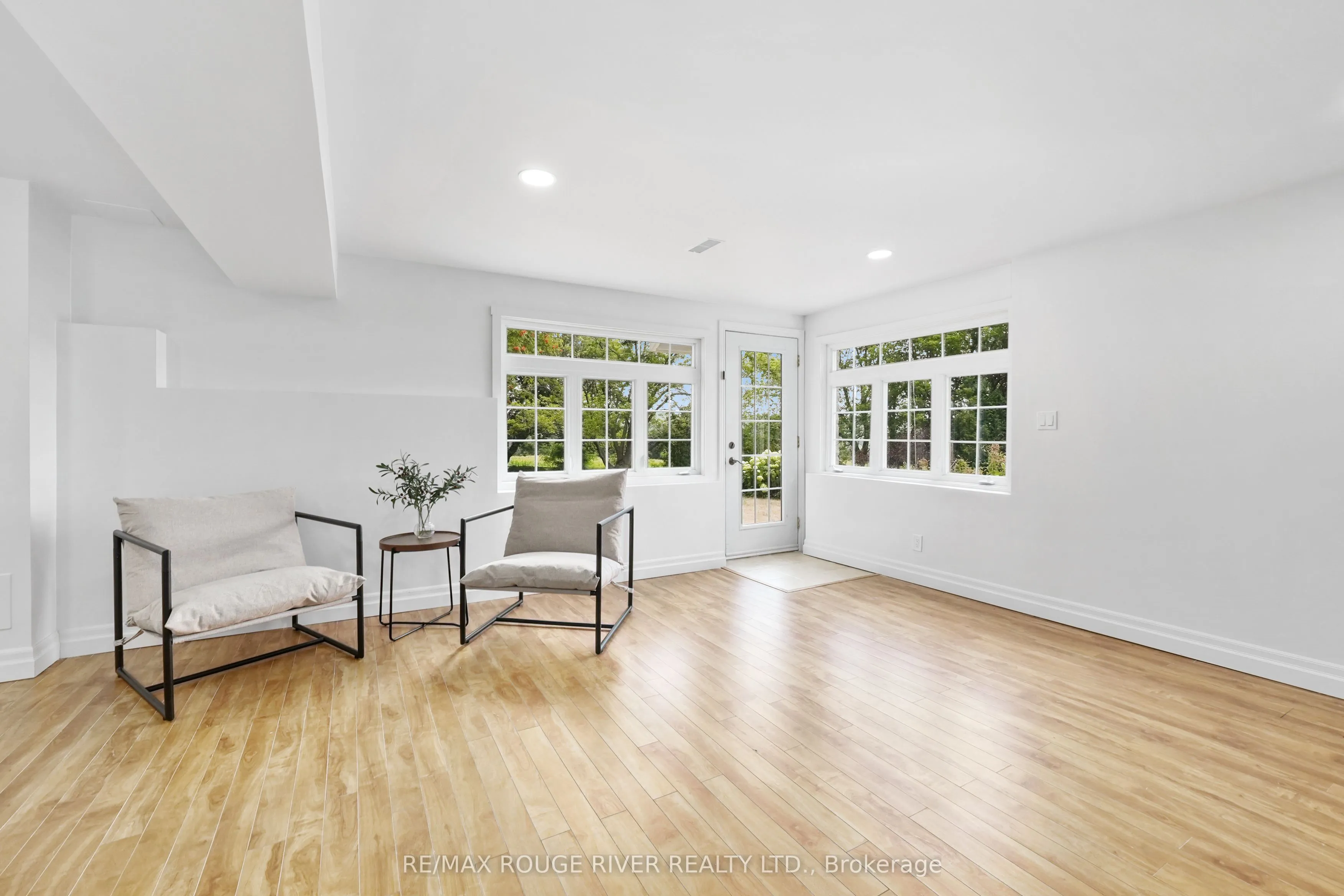 9138 Danforth Road E