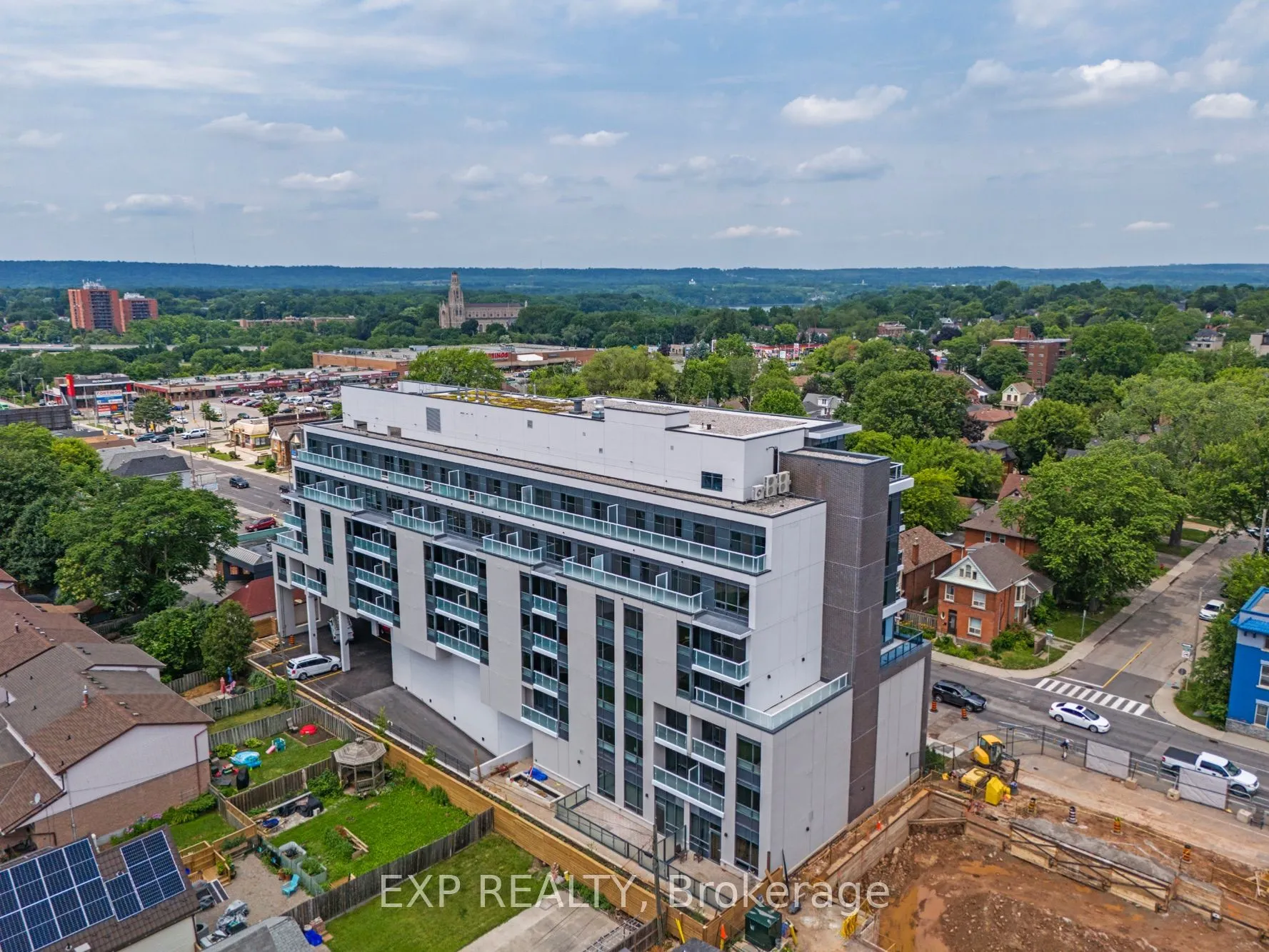 415 Main Street W, #514