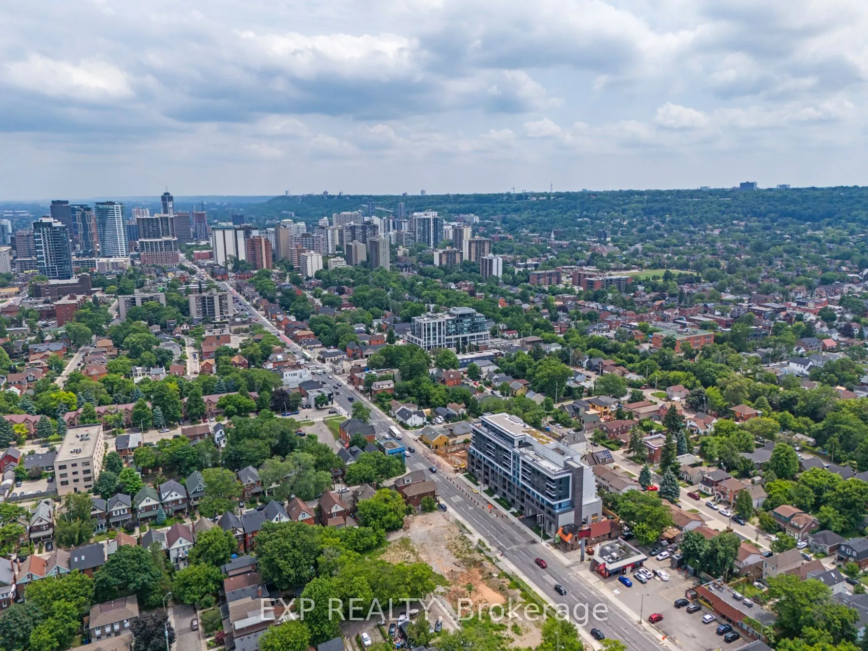 415 Main Street W, #514