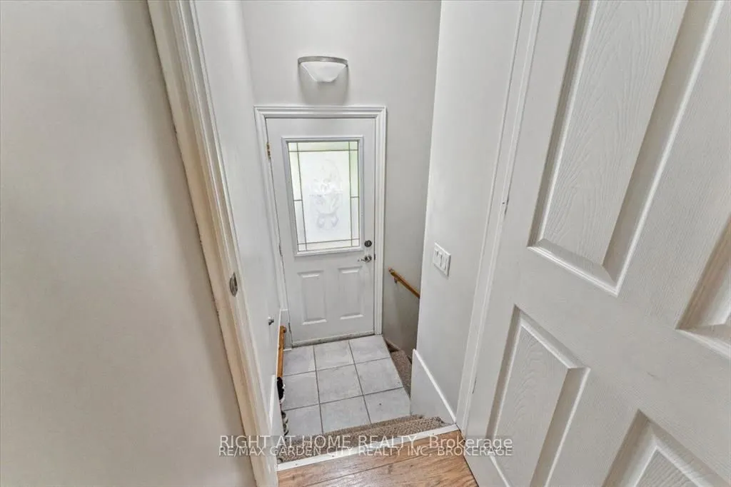 21 Kilbourne Crescent