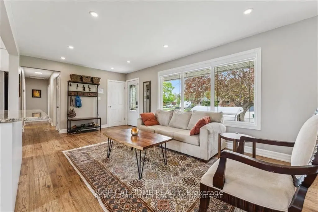 21 Kilbourne Crescent