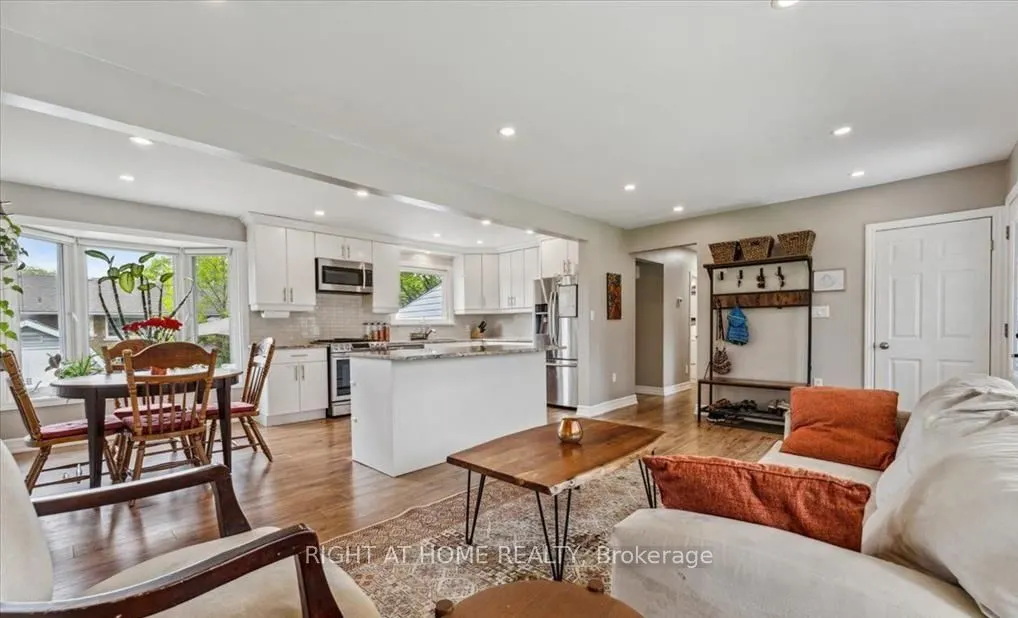 21 Kilbourne Crescent