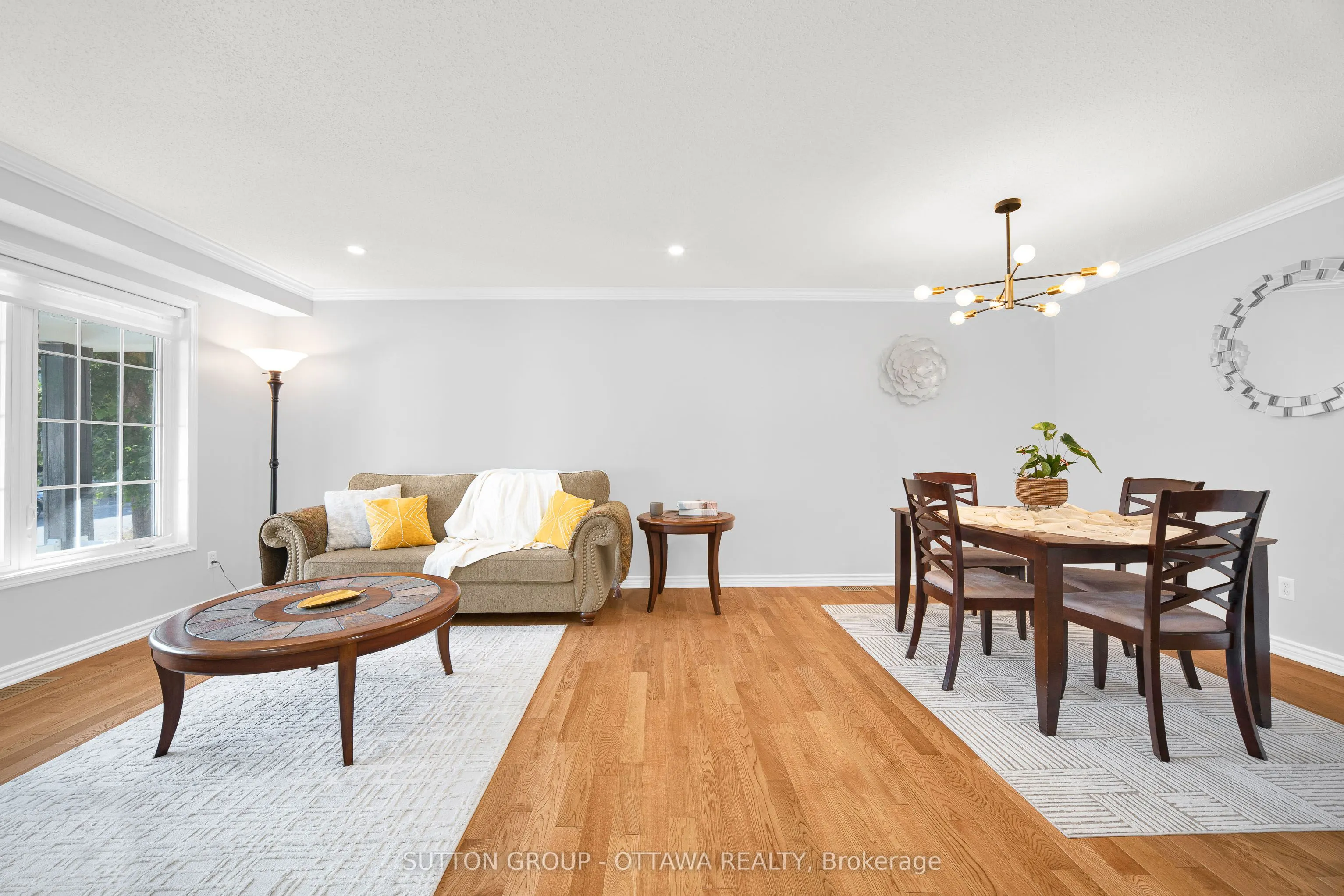 11 Baypointe Crescent