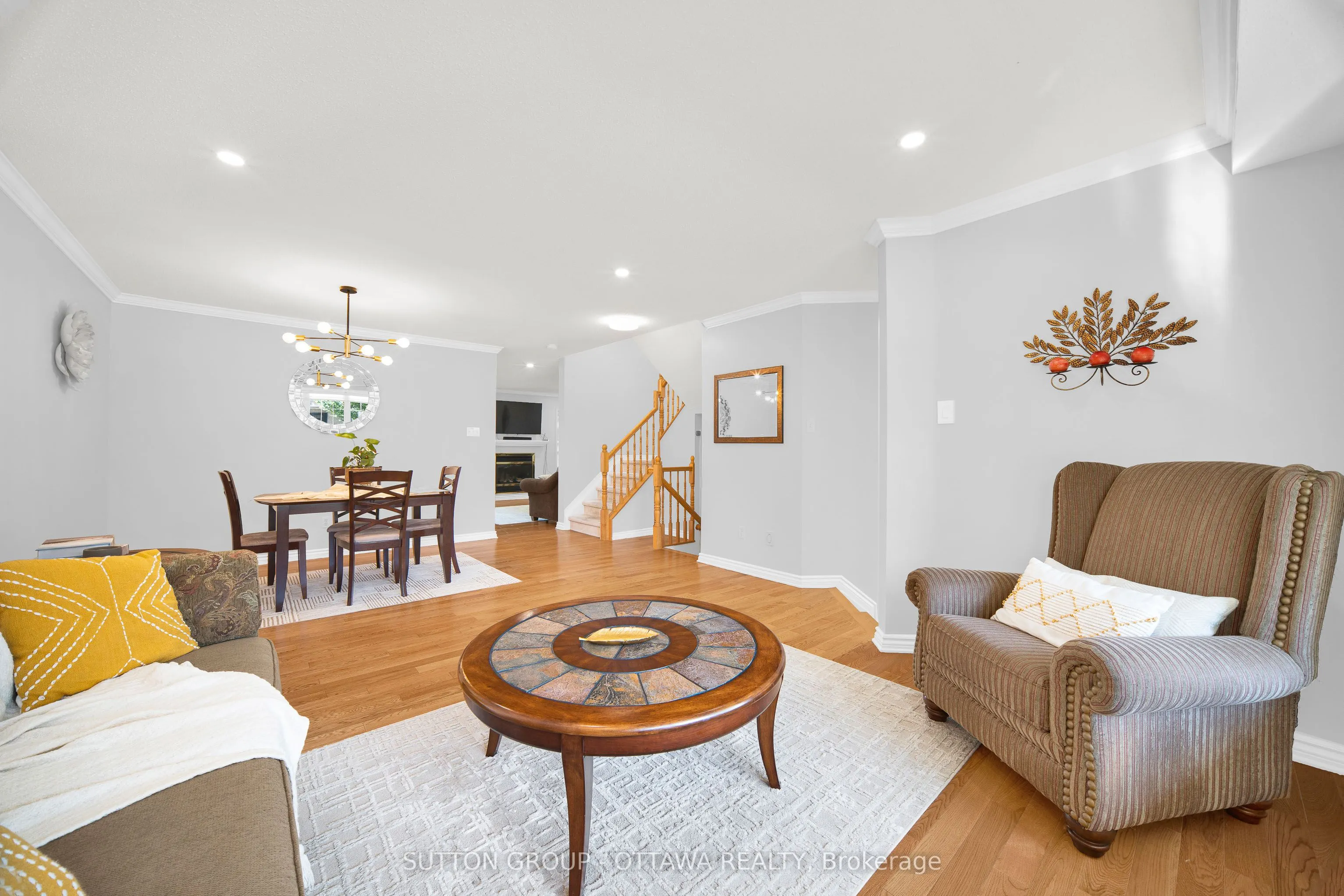 11 Baypointe Crescent