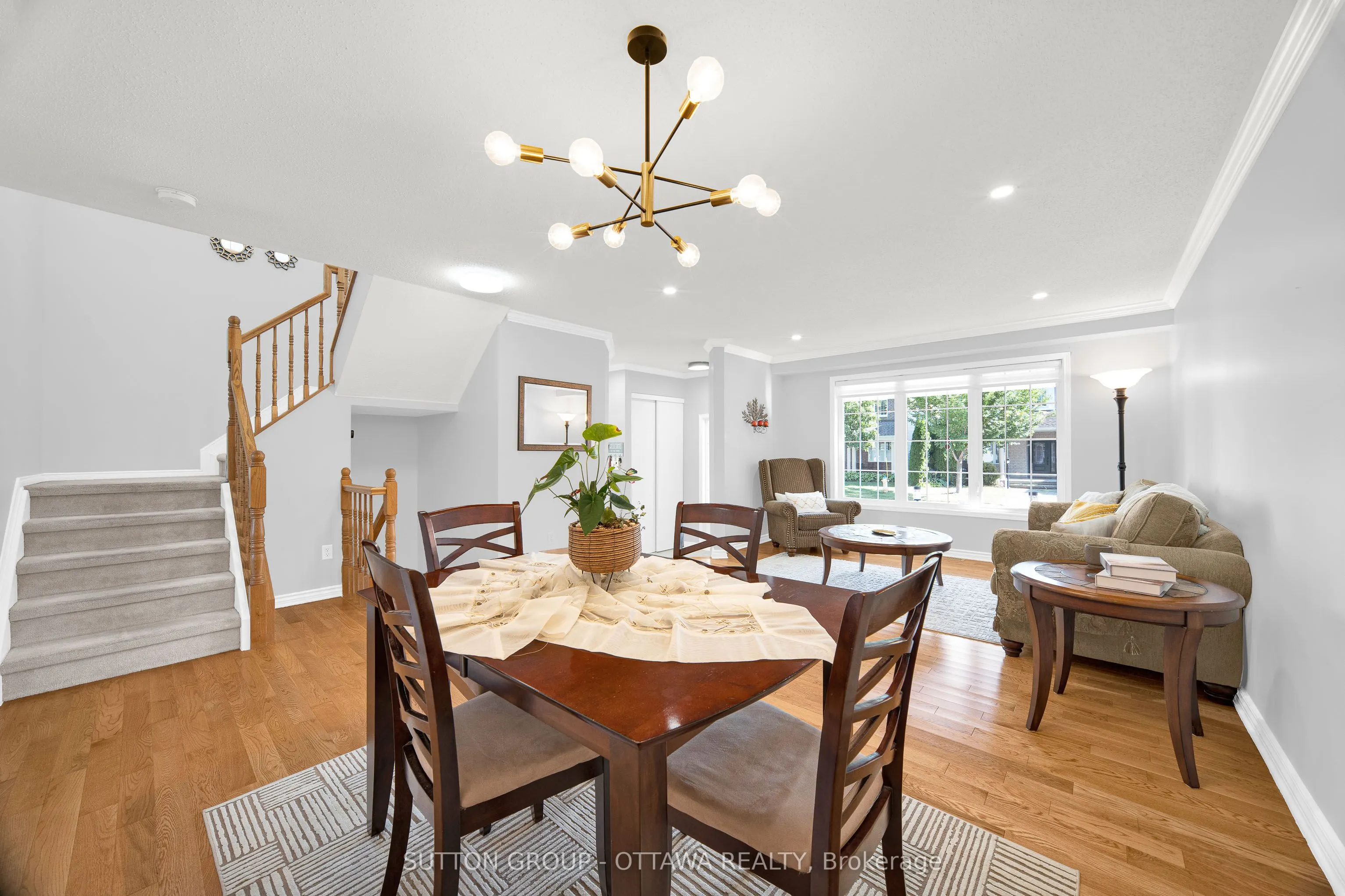 11 Baypointe Crescent